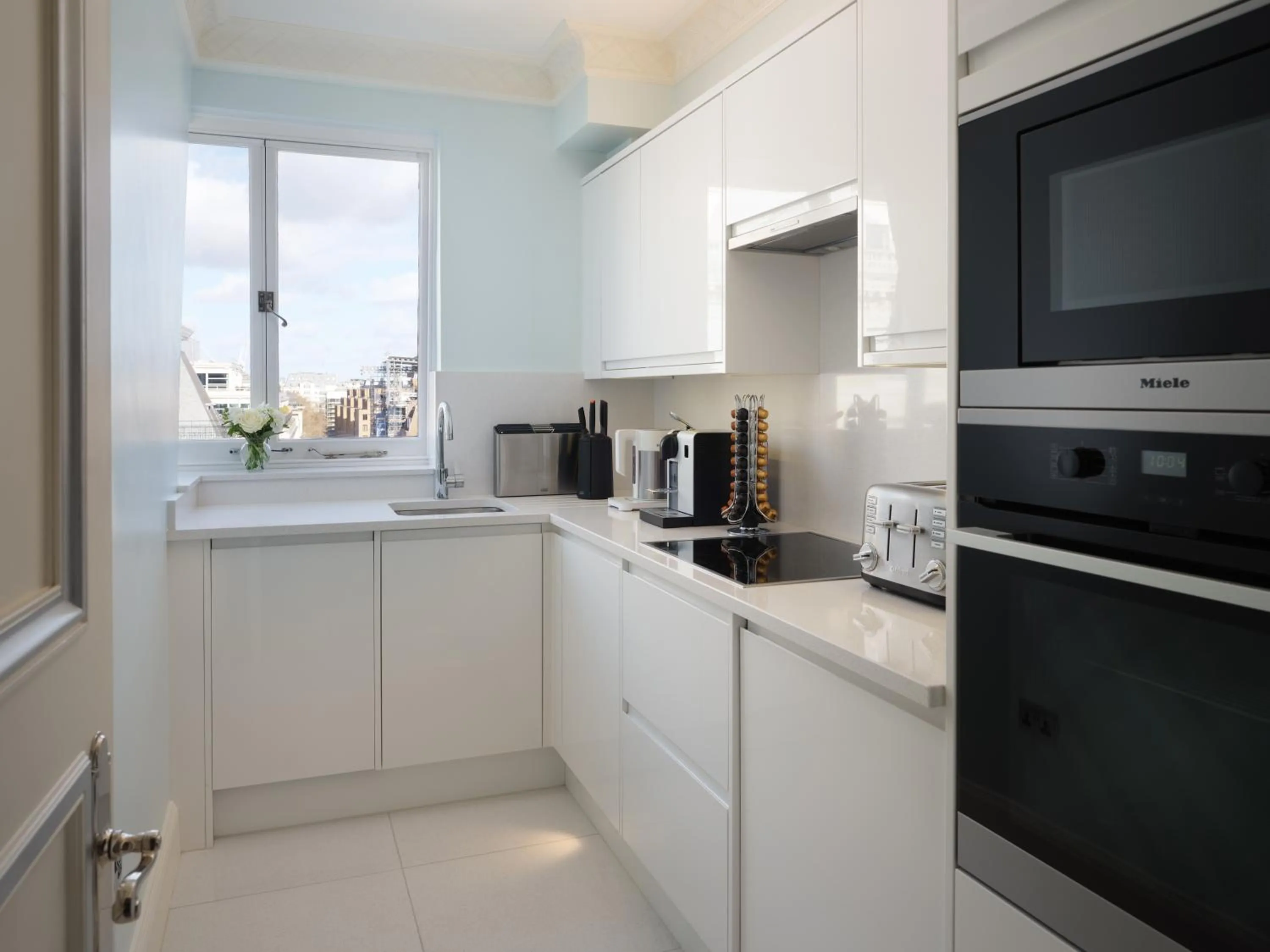 Kitchen or kitchenette in The Ritz London