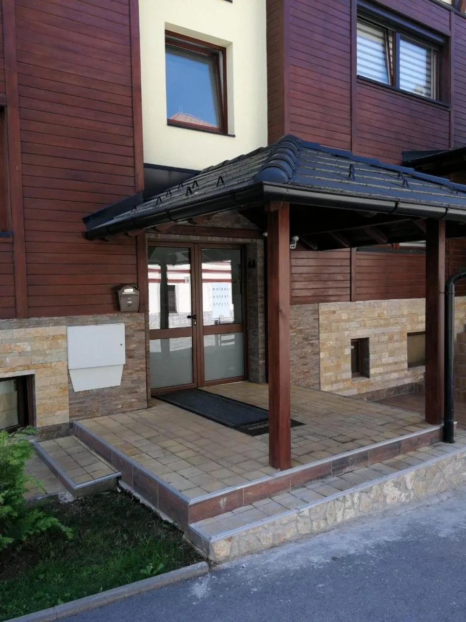 Garden view in Apartman Svetogorska