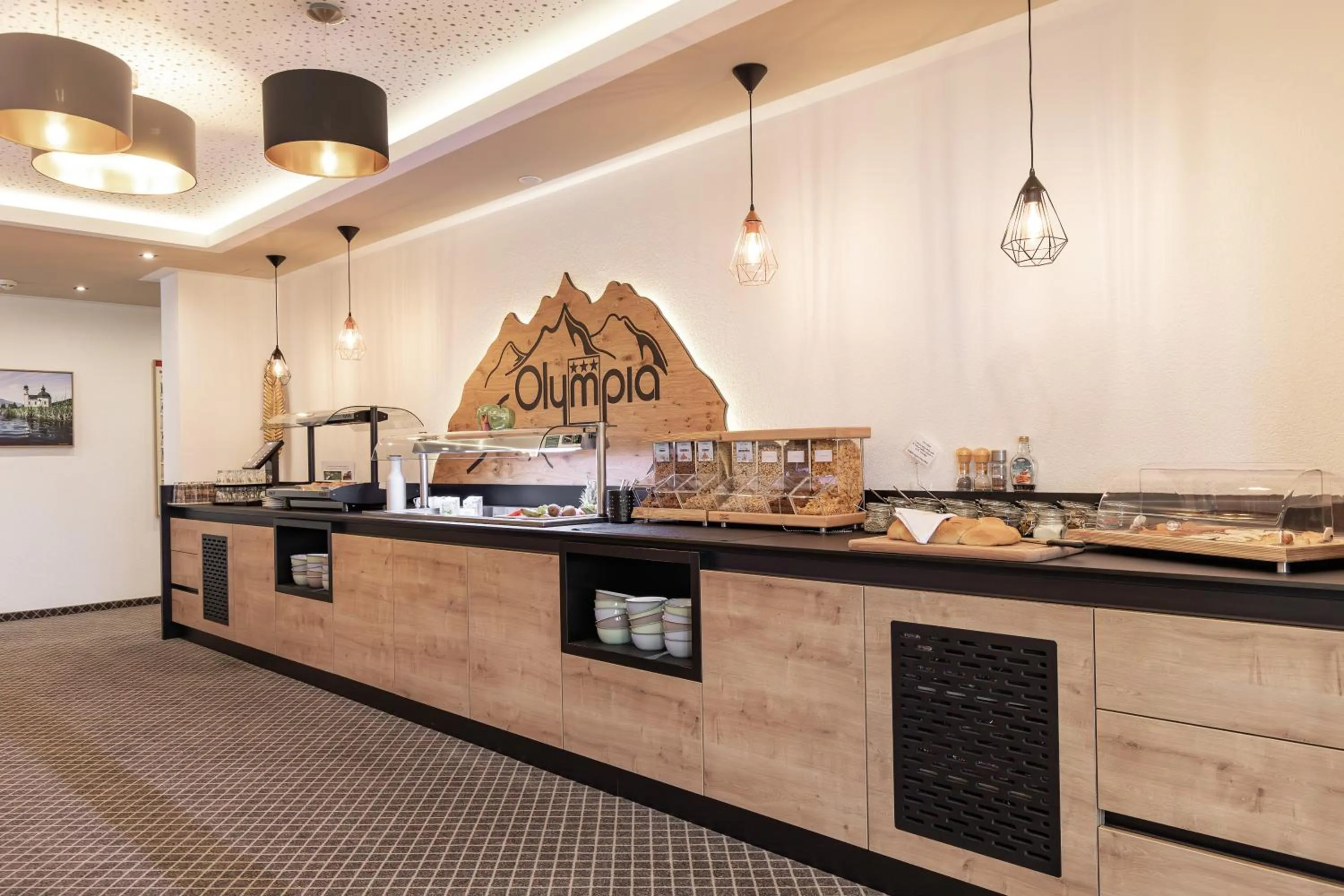 Breakfast in Das Aparthotel Olympia Tirol