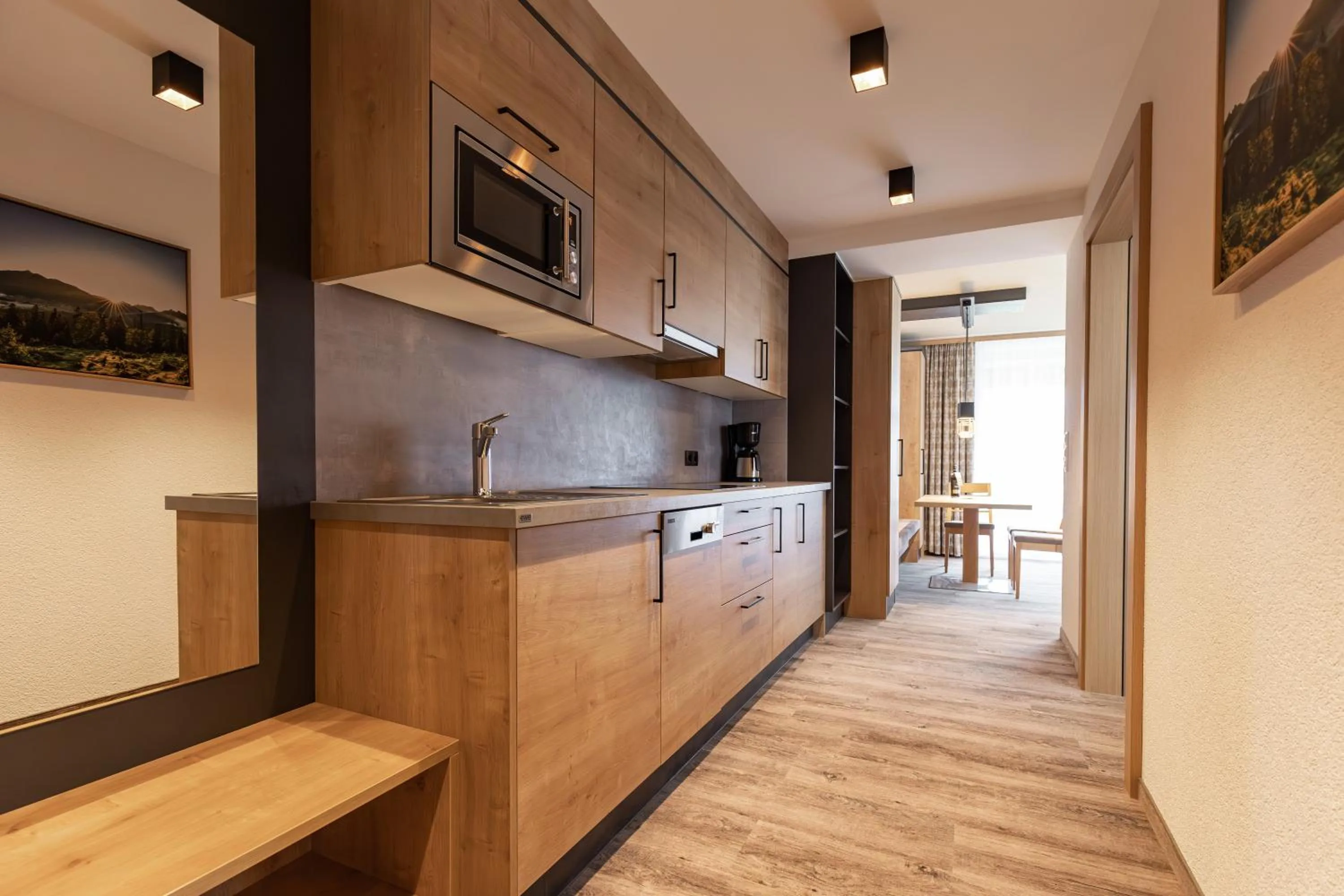 stove in Das Aparthotel Olympia Tirol