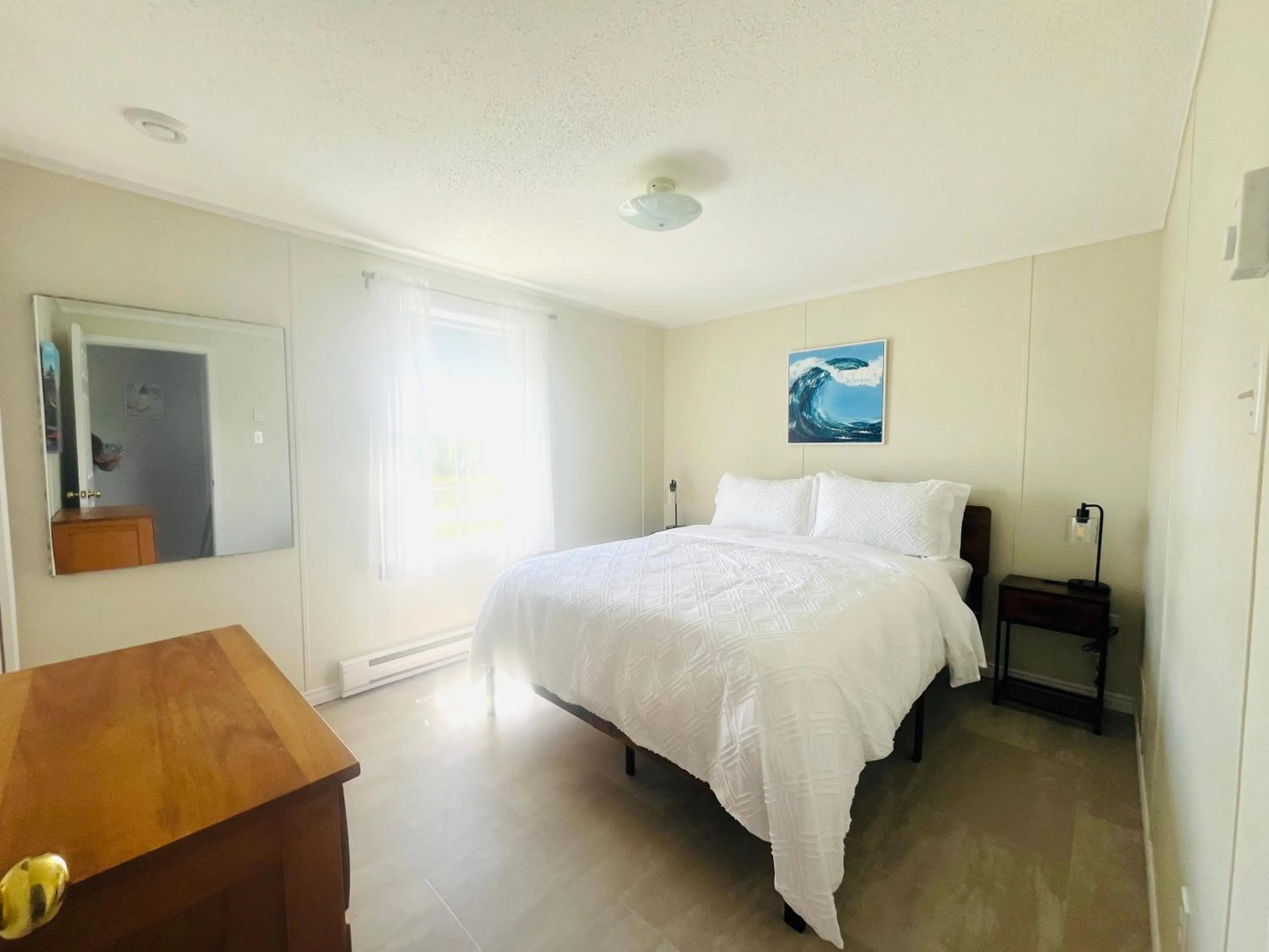 Bed in Alma Shore Lane Suites & Cottages