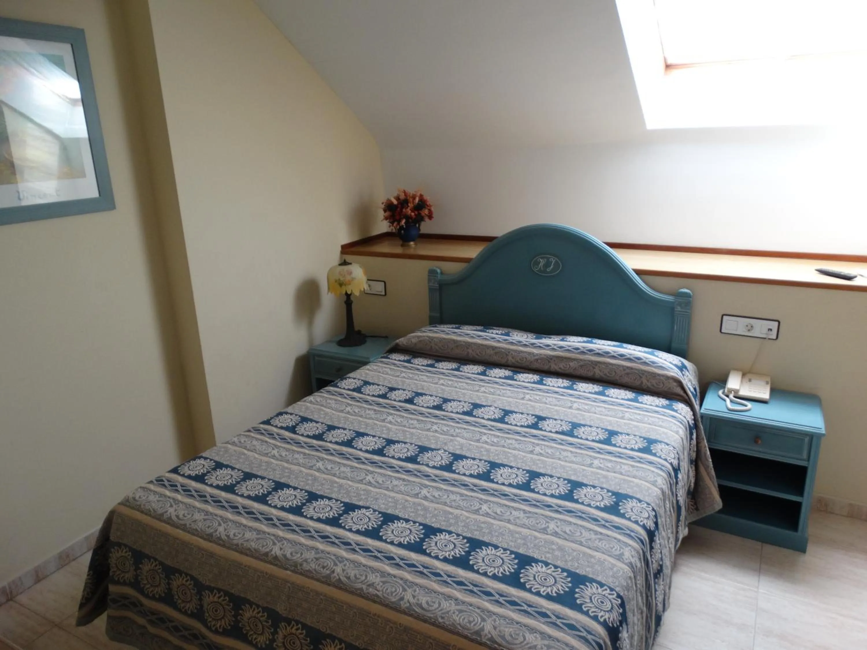 Photo of the whole room in Hotel Los Juncos