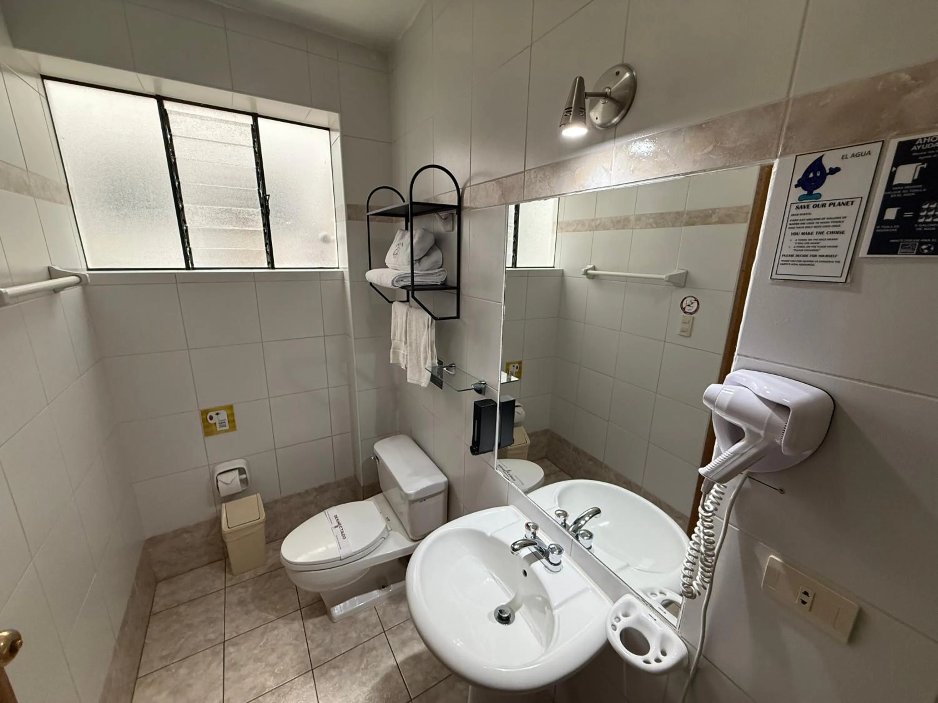 Toilet in Awki´s Dream Hotel