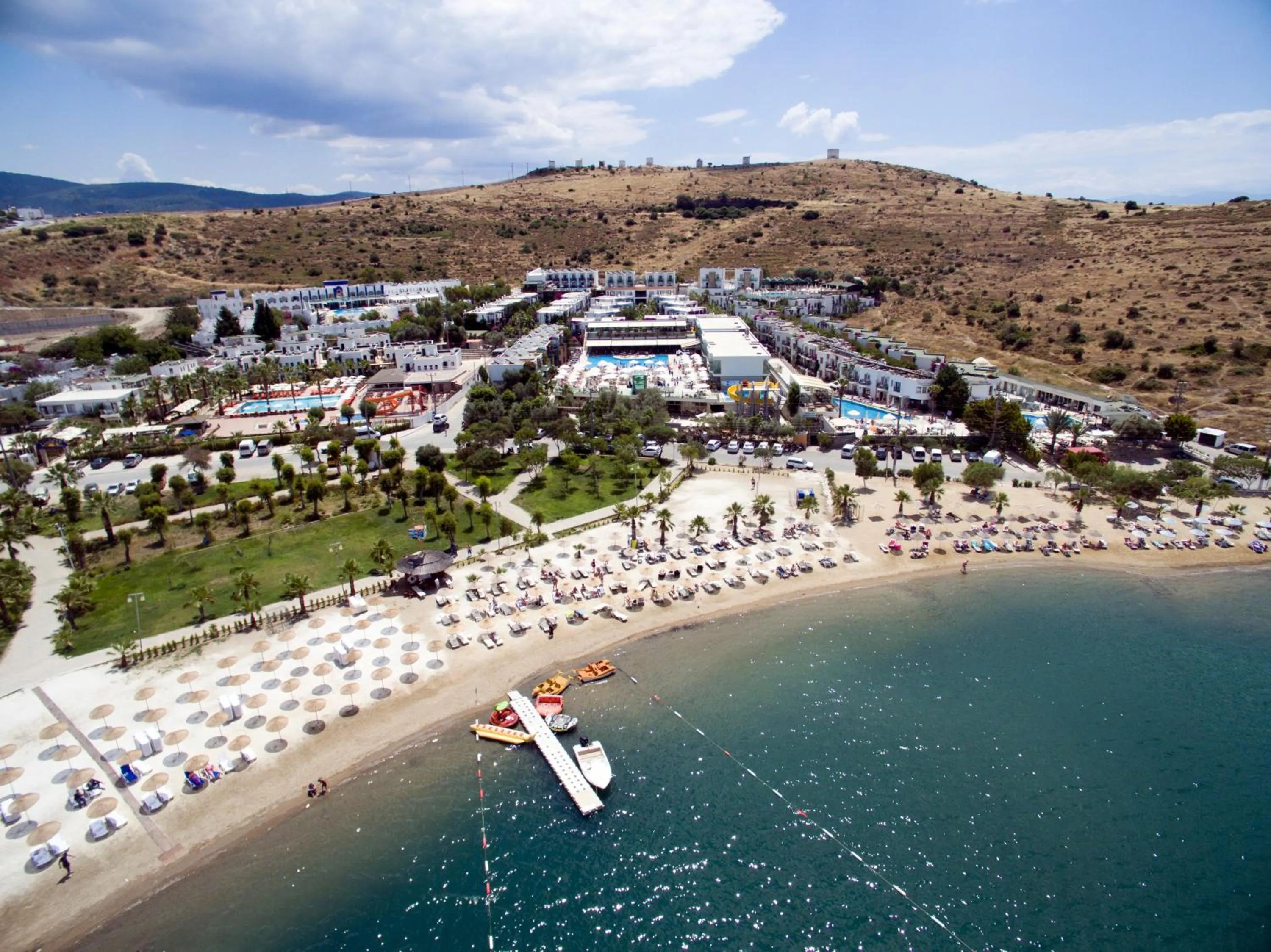 Beach in Jasmin Beach Hotel