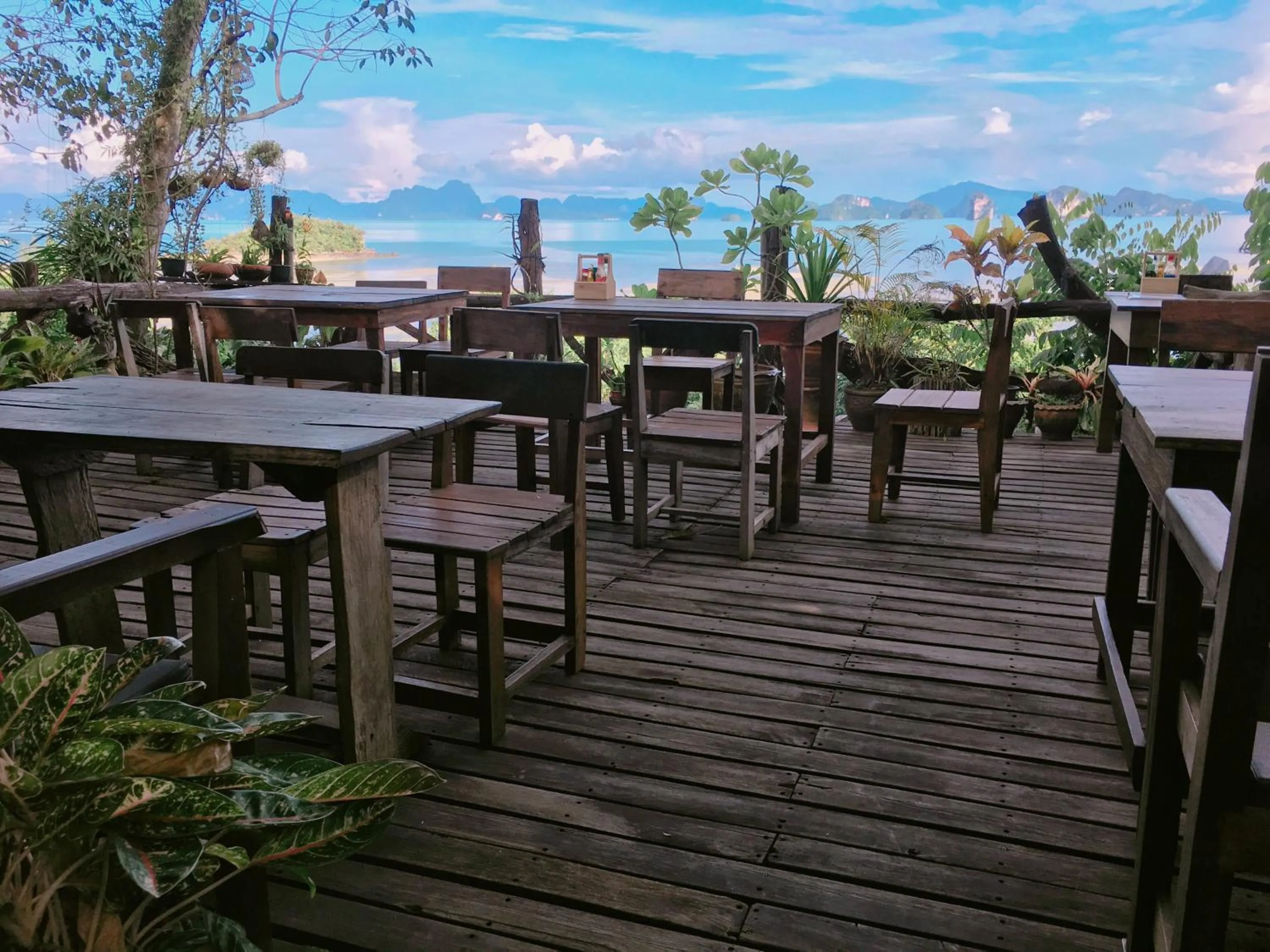 Patio in Tha Khao Bay View Bungalow