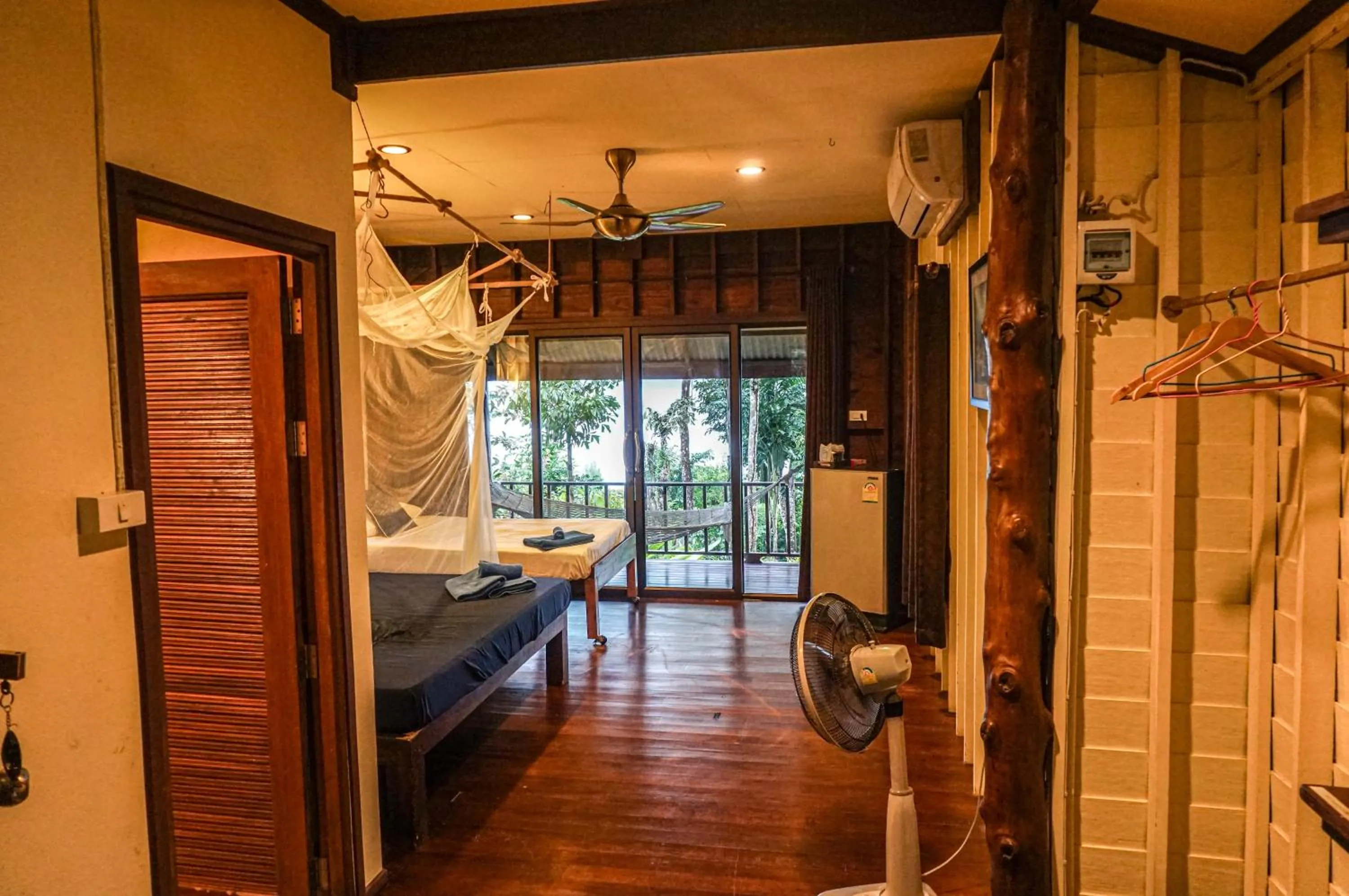 air conditioner in Tha Khao Bay View Bungalow