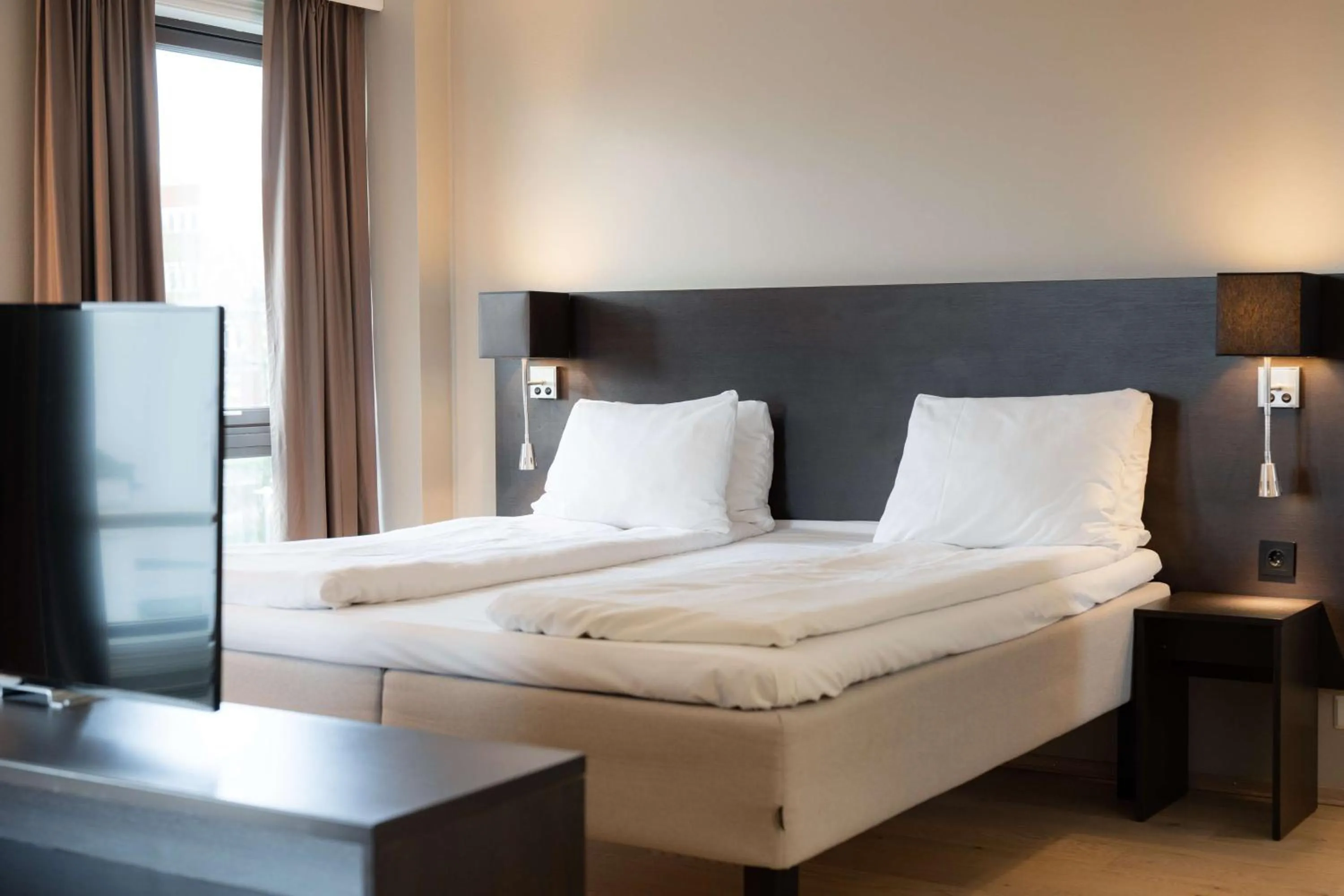 Bedroom, Bed in Scandic Stavanger Park