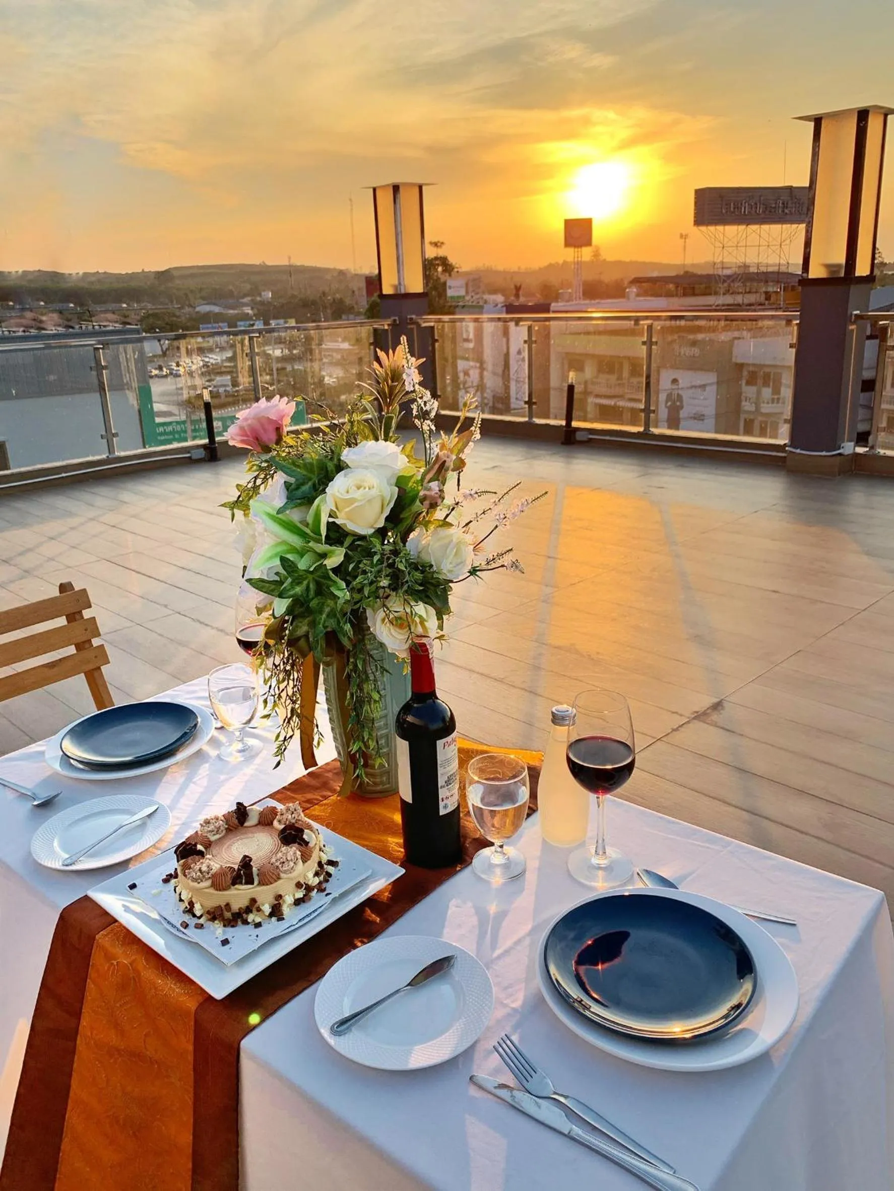 Business facilities in Marlin Hotel