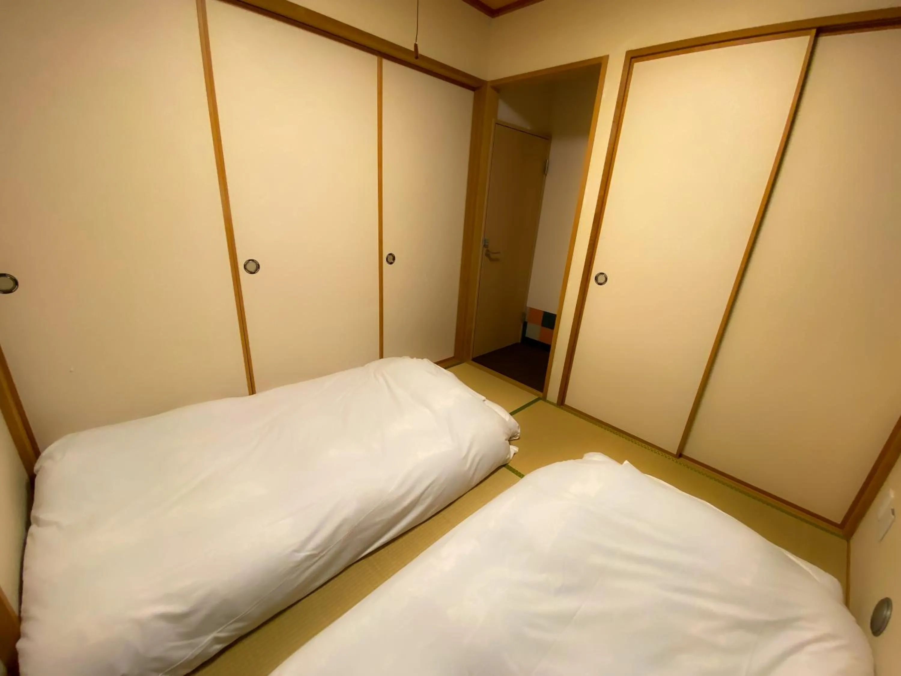 Bed in LifeHouse IPPO