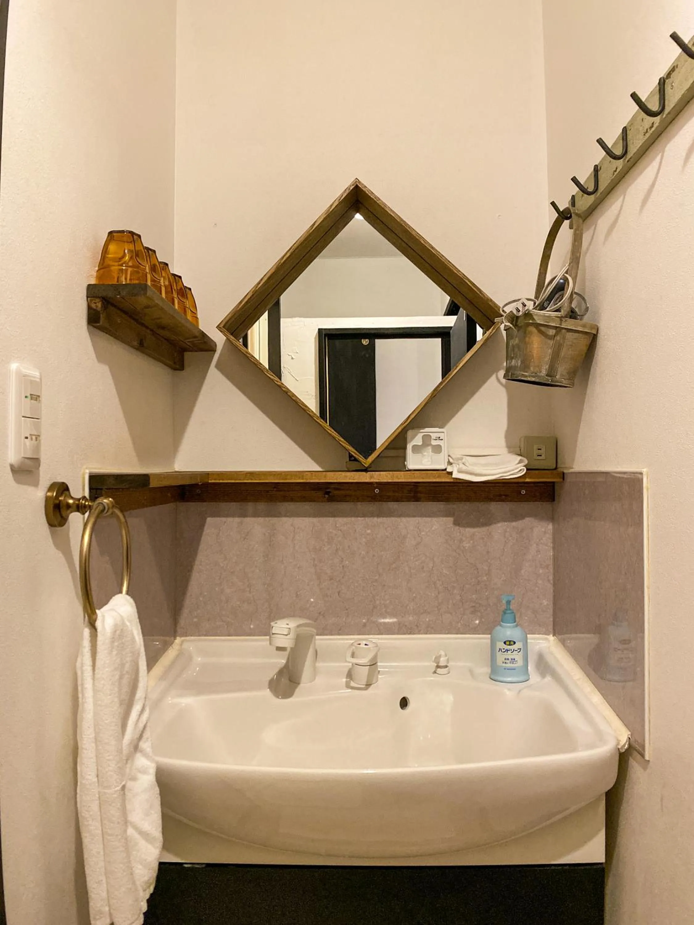 Bathroom in LifeHouse IPPO