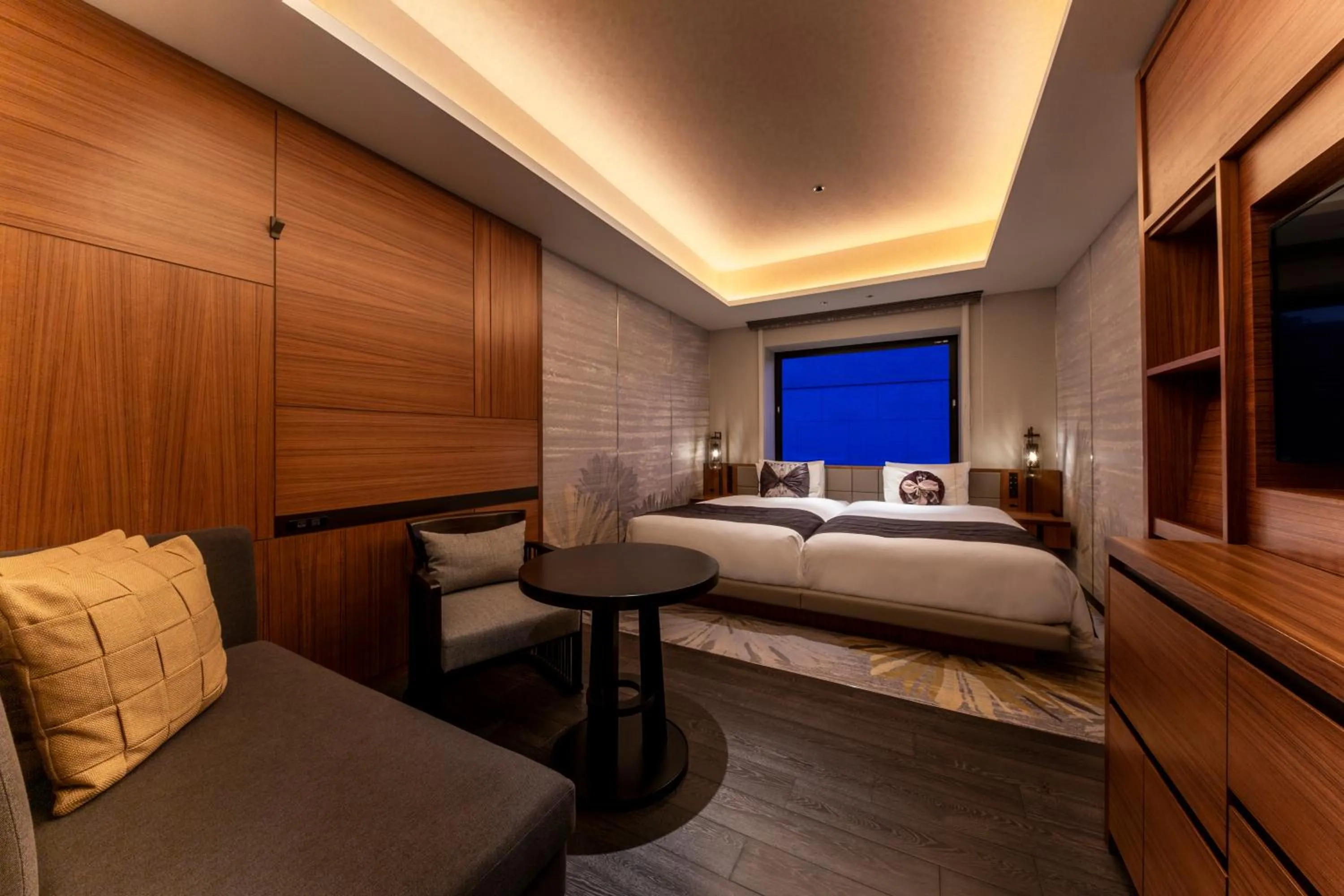 Photo of the whole room, Seating Area in The Royal Park Hotel Kyoto Shijo