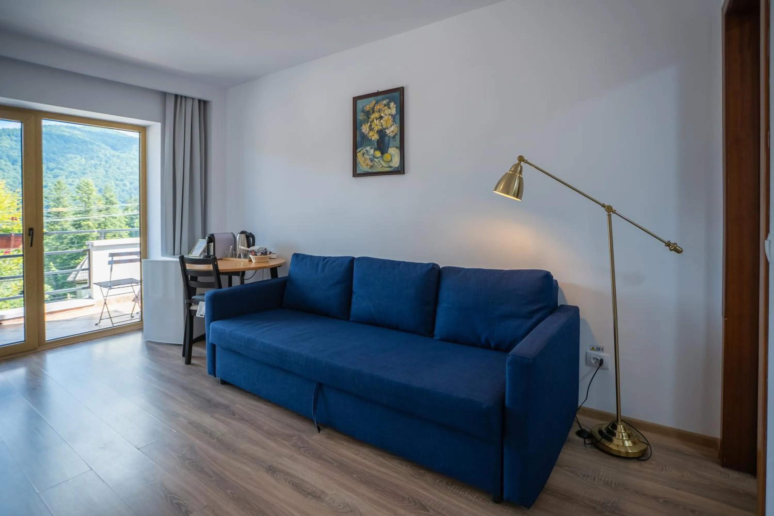 Apartment with Mountain View in Opus View