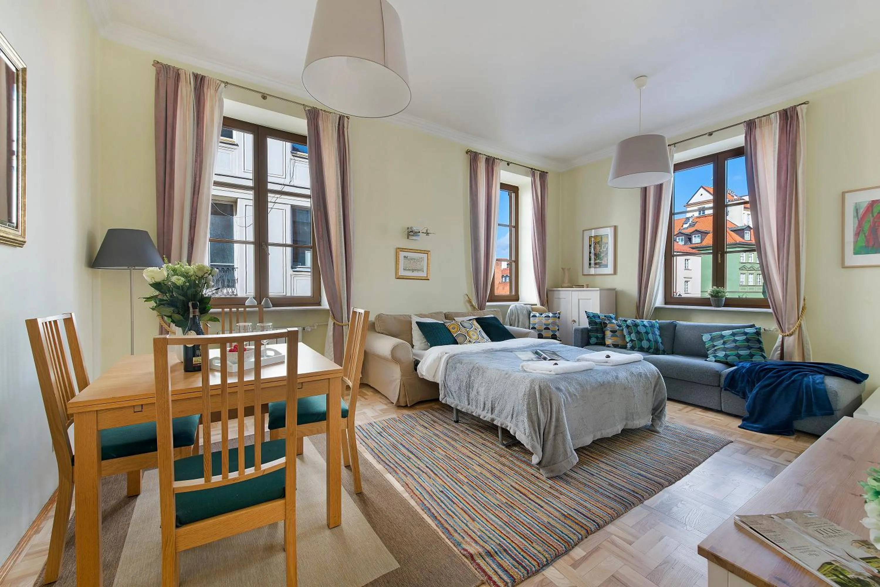 Living room, Bed in P&O Apartments Old Town