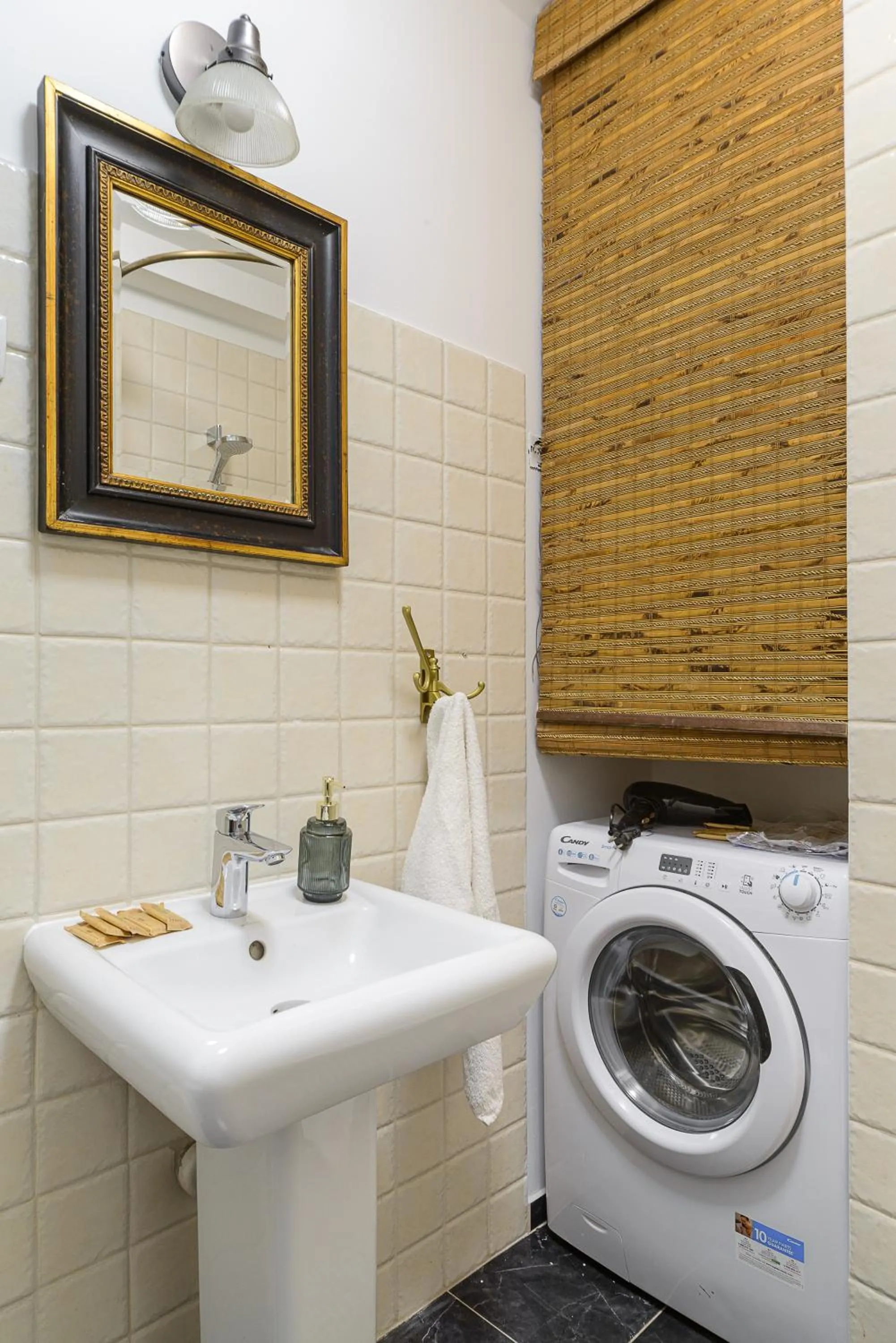 Bathroom in P&O Apartments Old Town