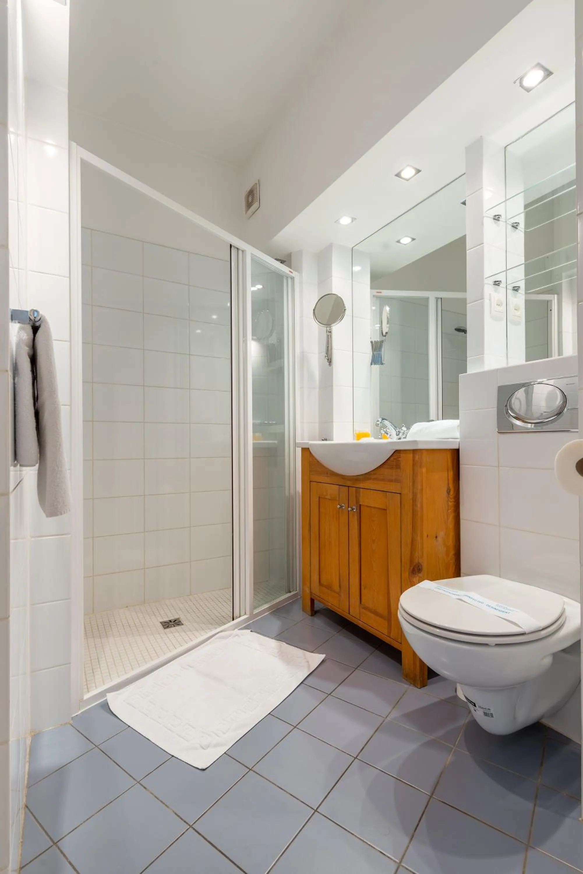 Bathroom in P&O Apartments Old Town