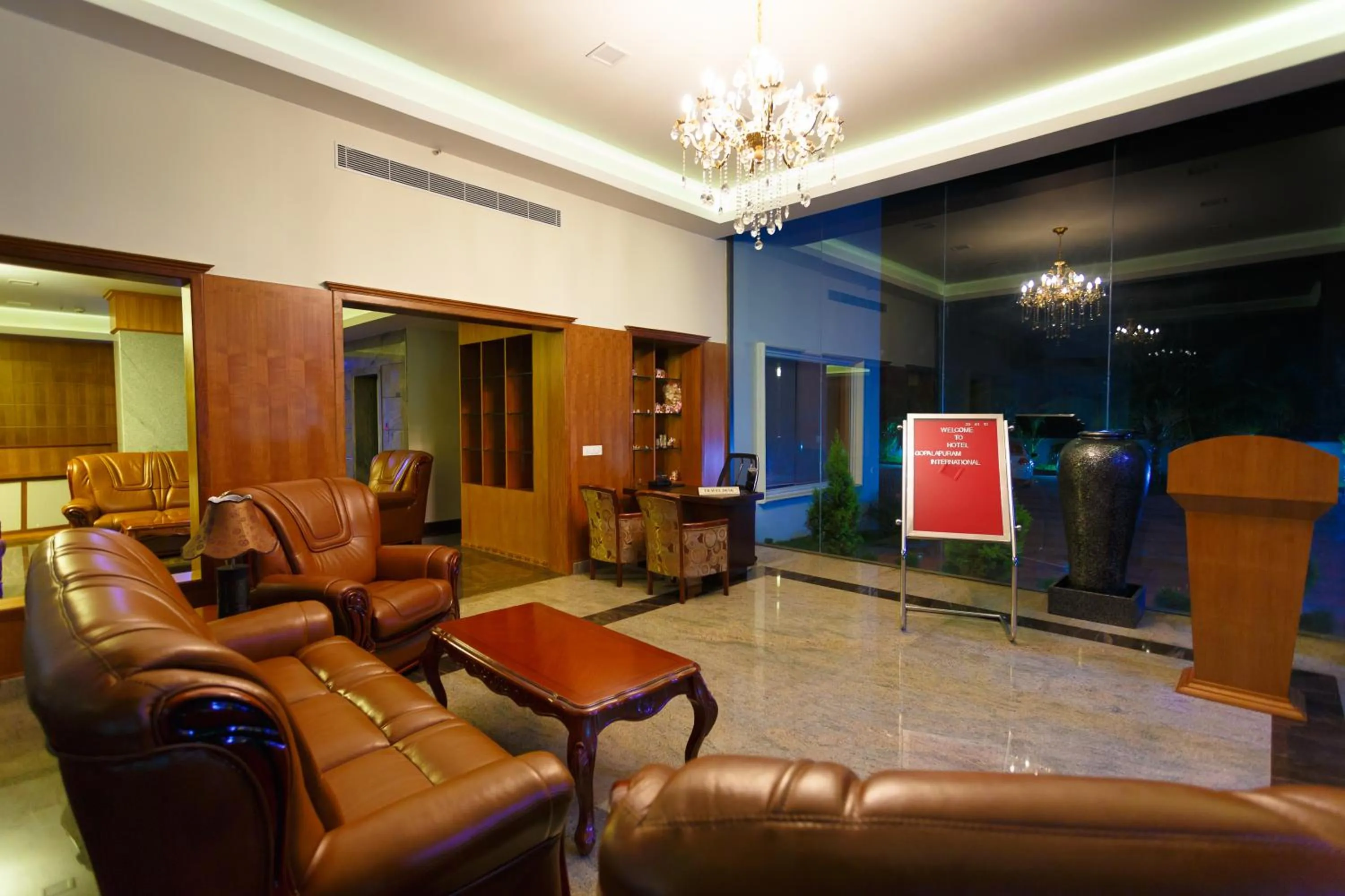 Lobby or reception in Hotel Gopalapuram International