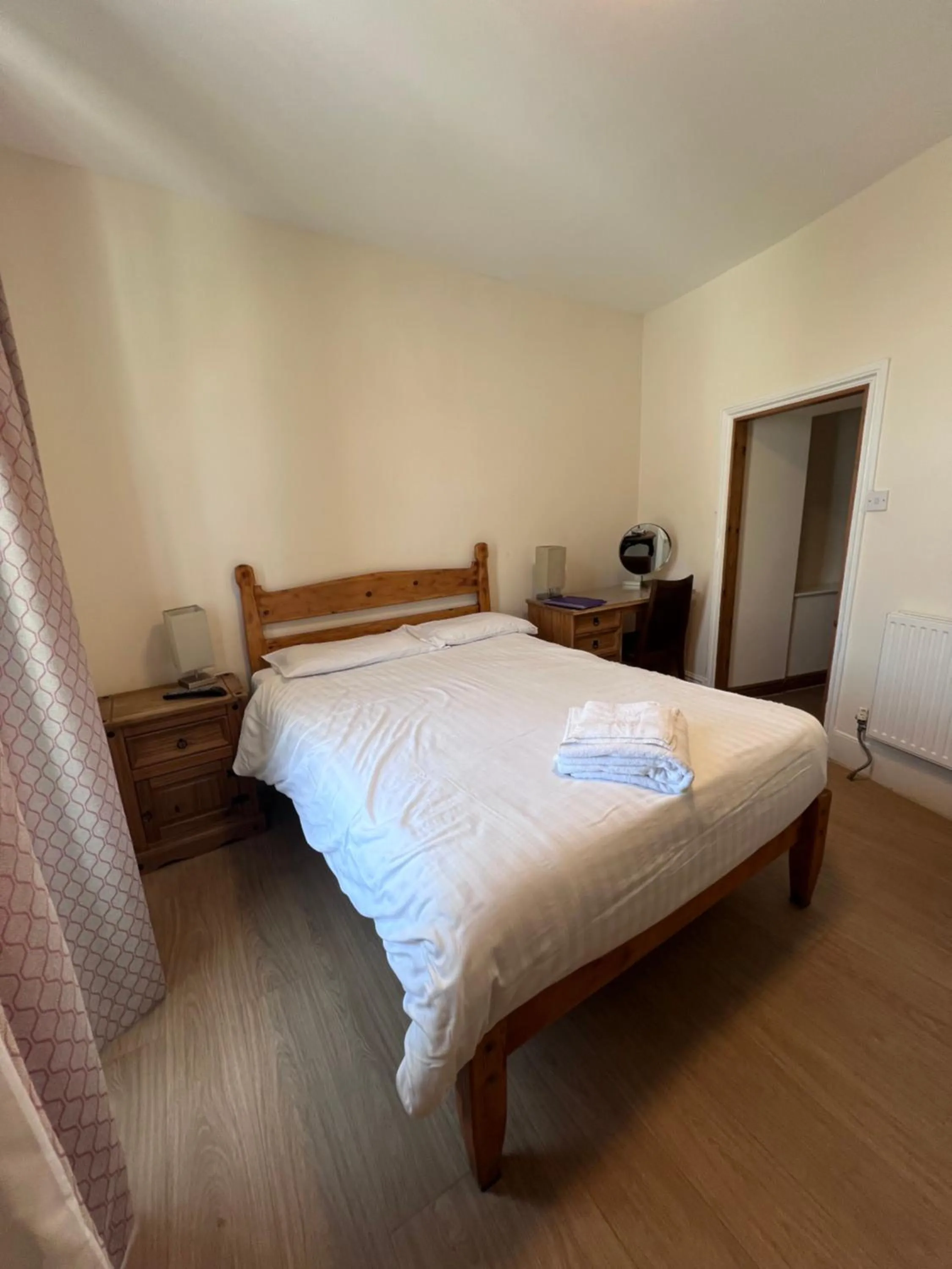 Bed in Royal Britannia Hotel