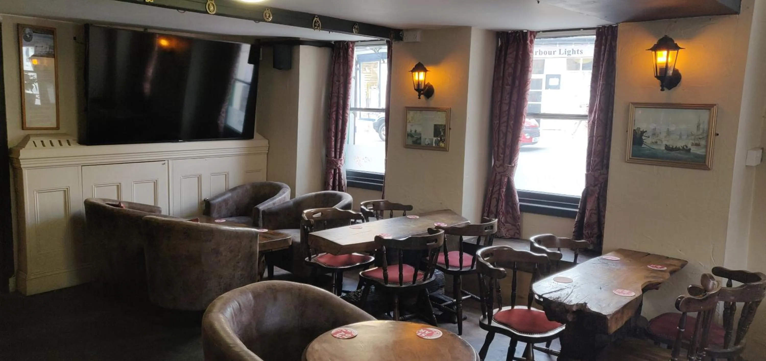 Restaurant/places to eat in Royal Britannia Hotel