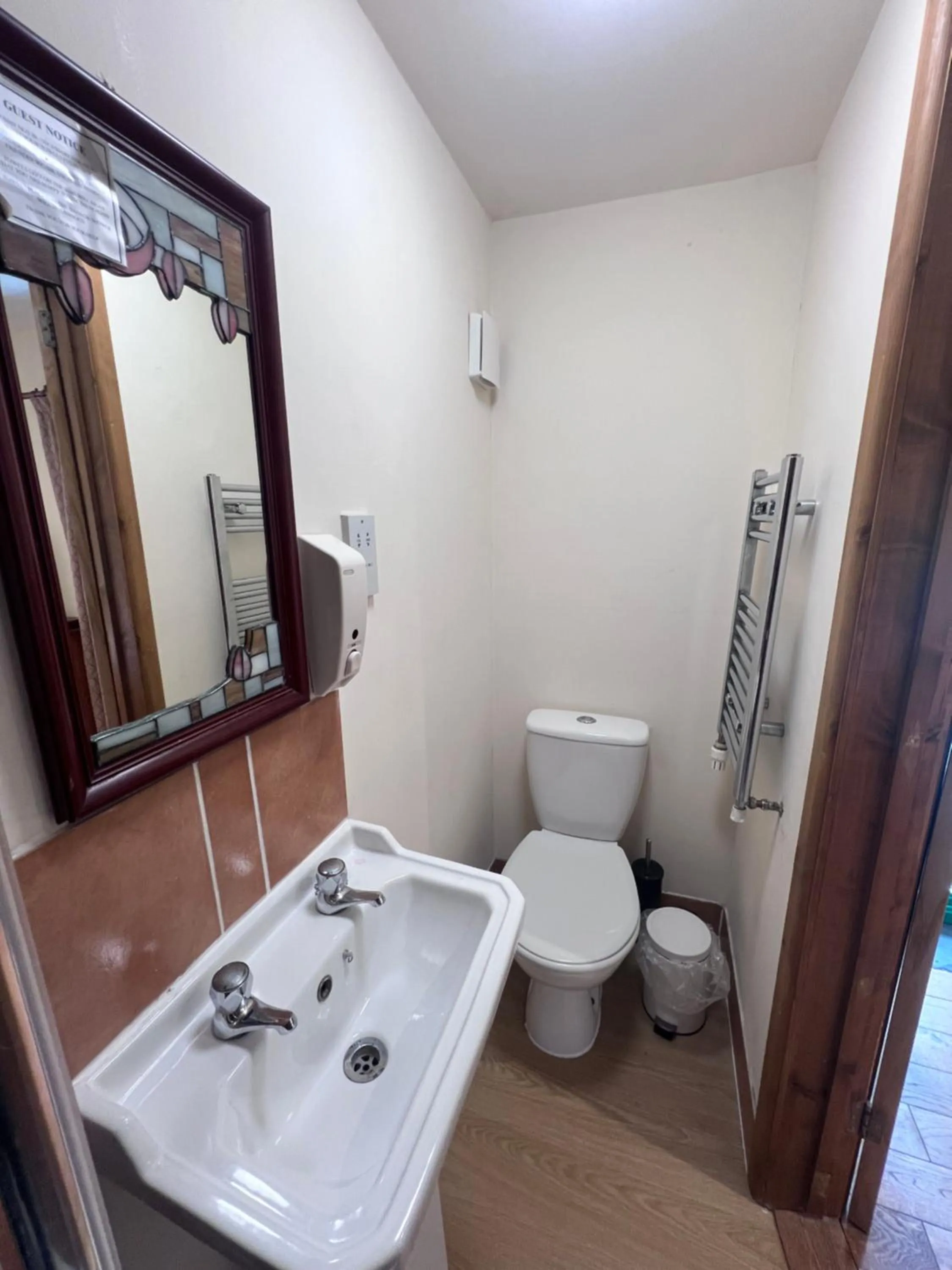 Toilet in Royal Britannia Hotel