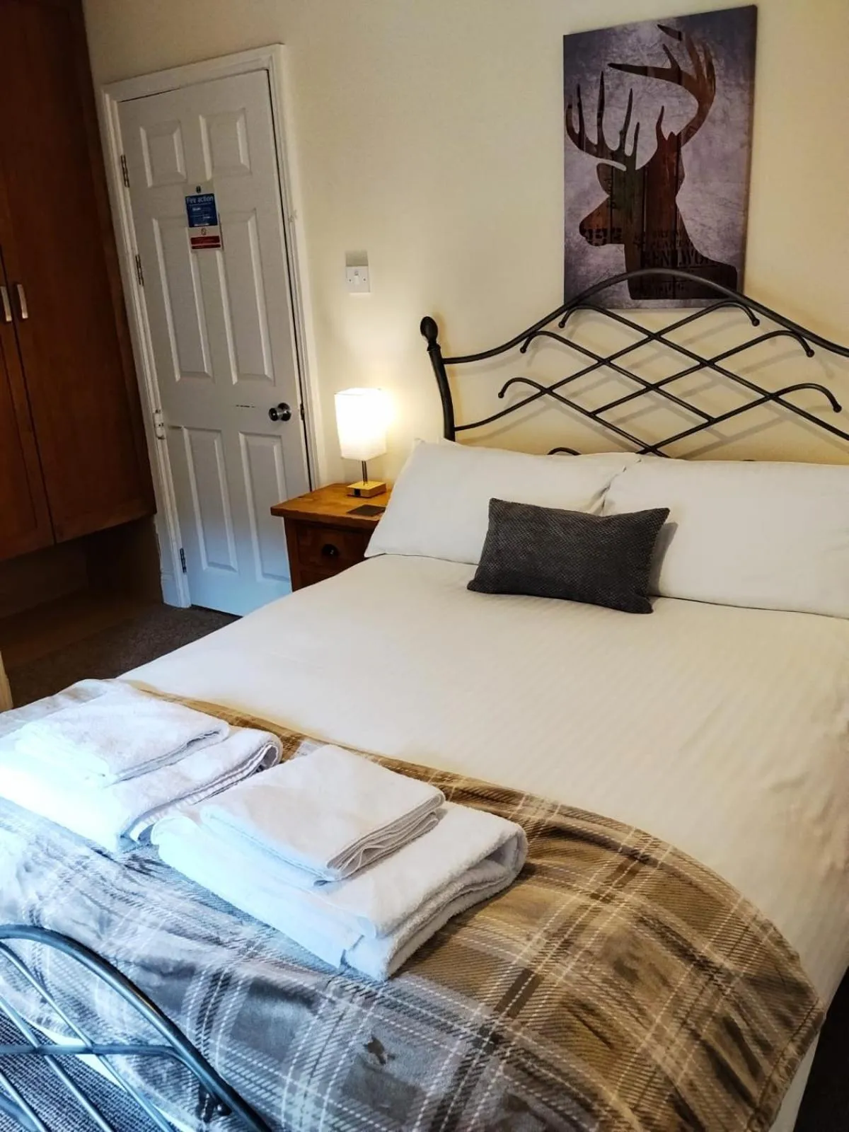 Bed in The Rockford Inn