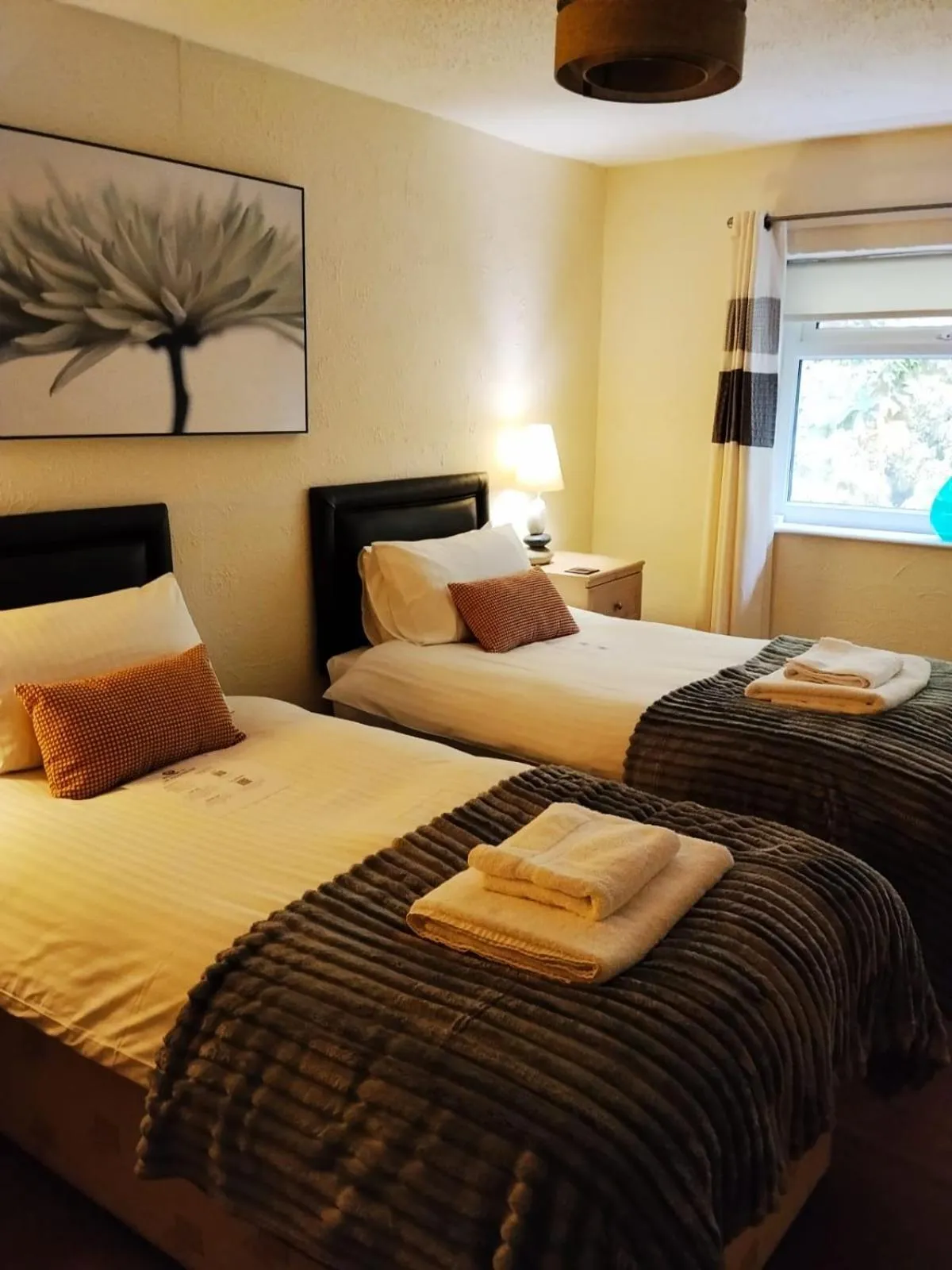 Bed in The Rockford Inn