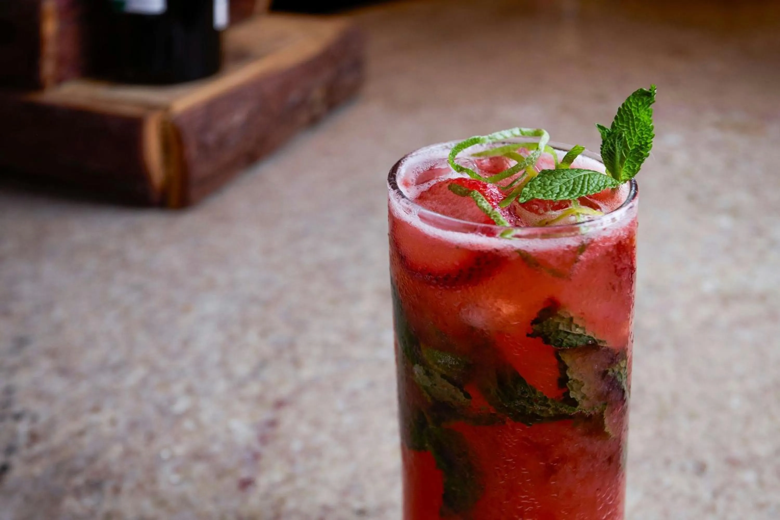 Restaurant/places to eat in Renaissance Caracas La Castellana Hotel