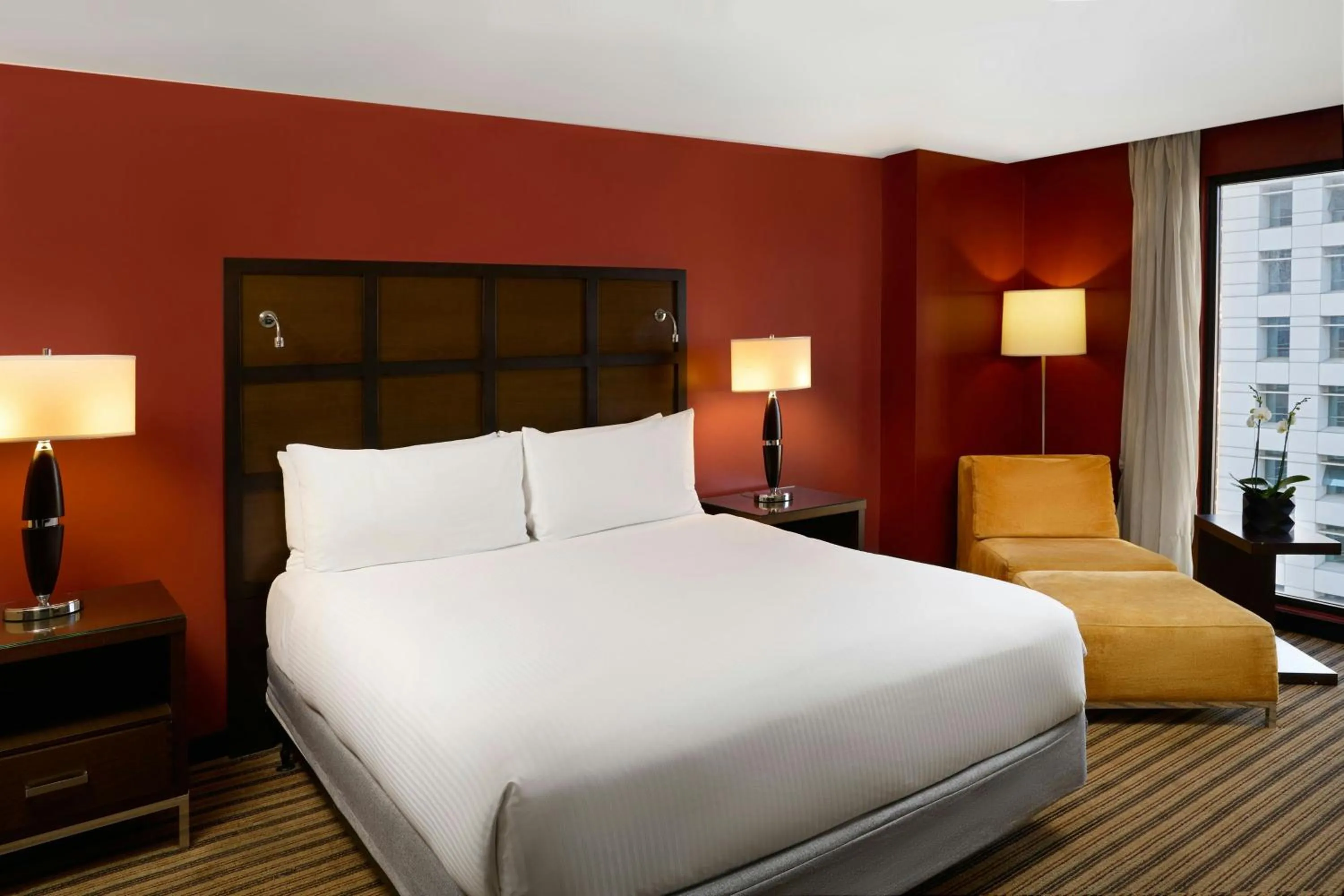 Photo of the whole room, Bed in Renaissance Caracas La Castellana Hotel