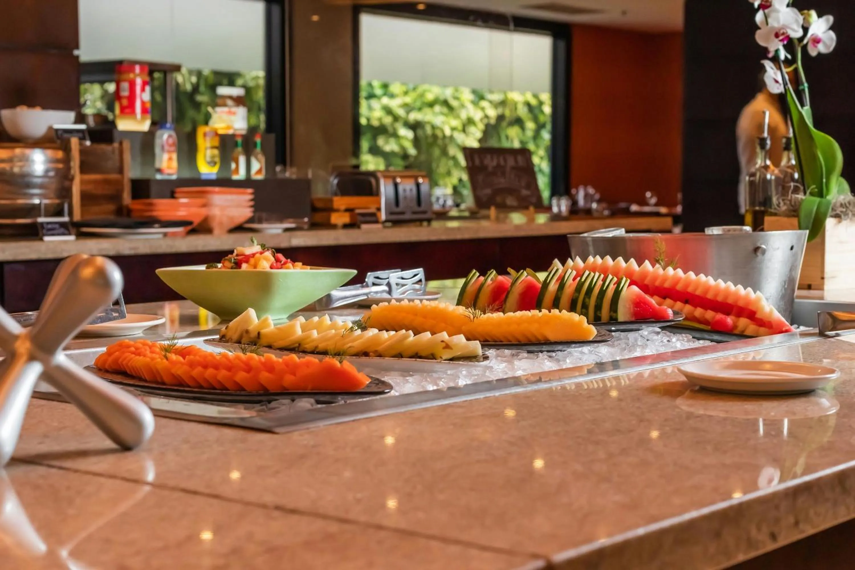 Restaurant/places to eat in Renaissance Caracas La Castellana Hotel