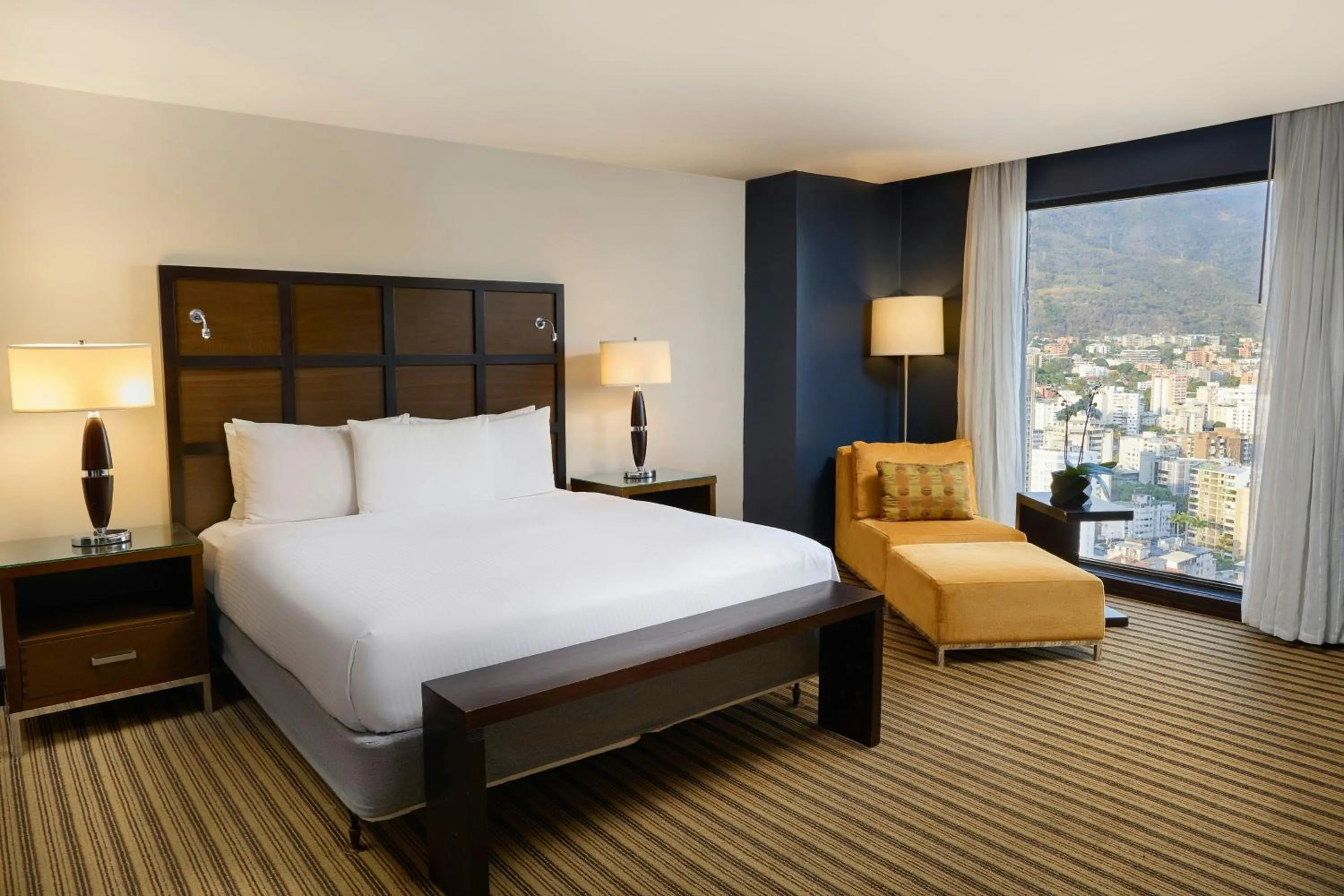 Photo of the whole room, Bed in Renaissance Caracas La Castellana Hotel