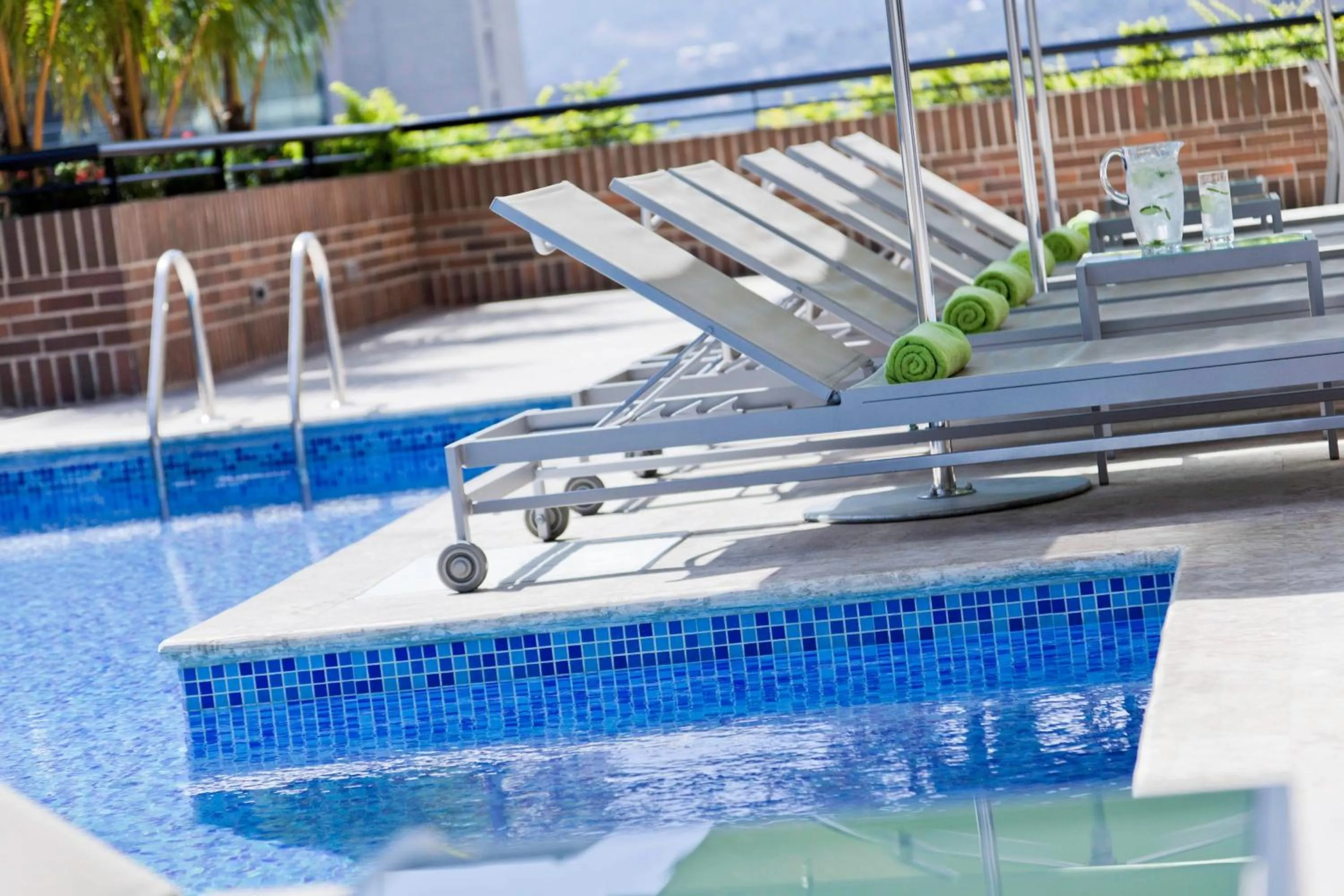 Swimming pool in Renaissance Caracas La Castellana Hotel