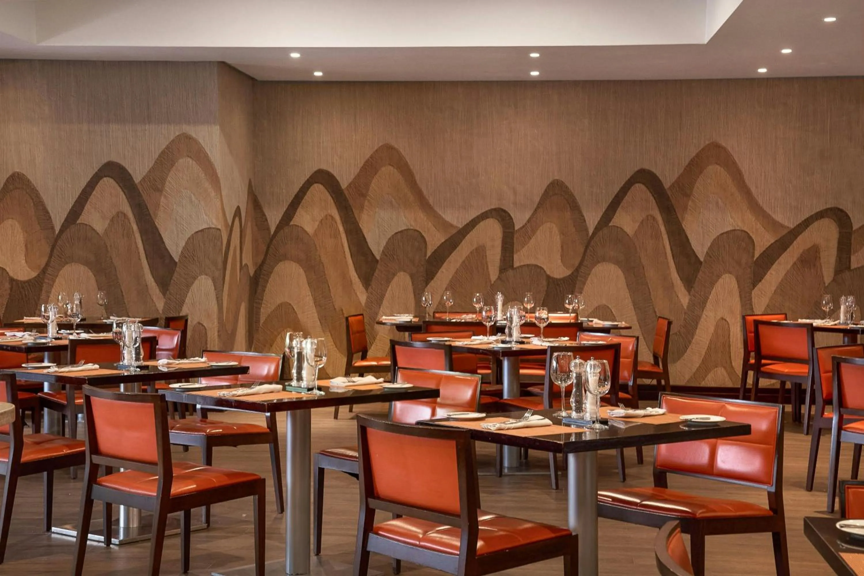 Restaurant/places to eat in Renaissance Caracas La Castellana Hotel