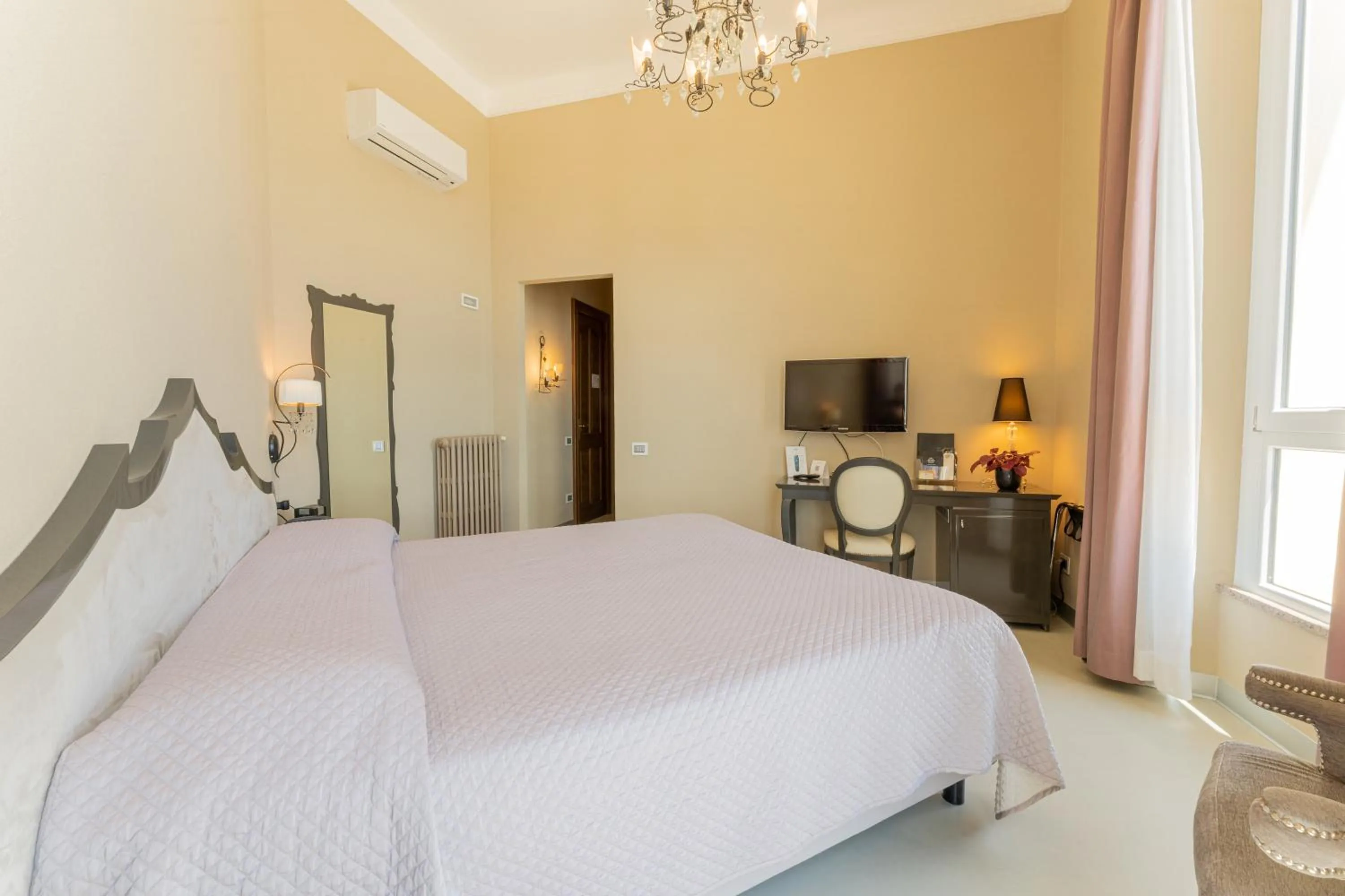 Bed in Villa Mosca Charming House