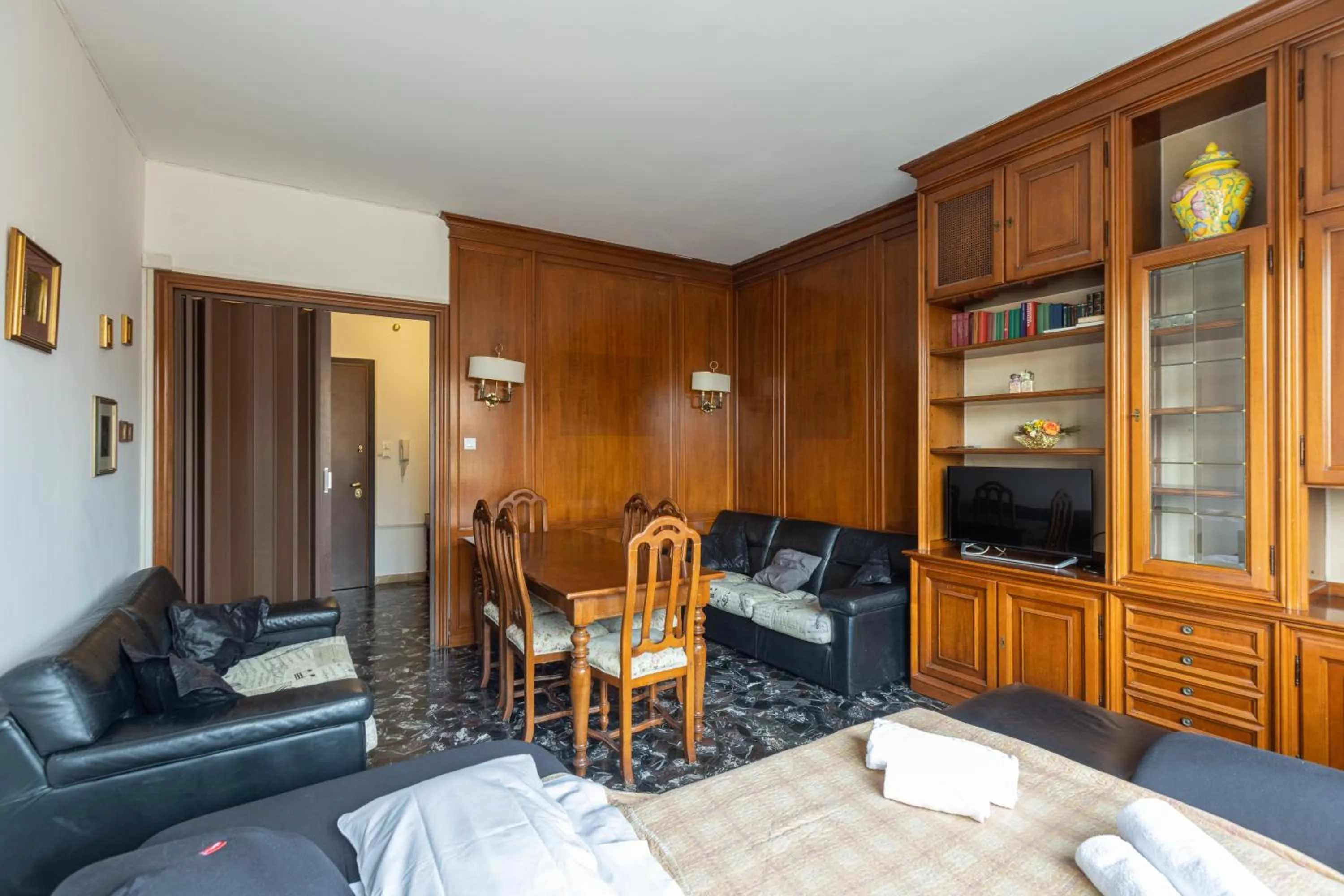 Living room, Bed in Montebello, Bologna by Short Holidays