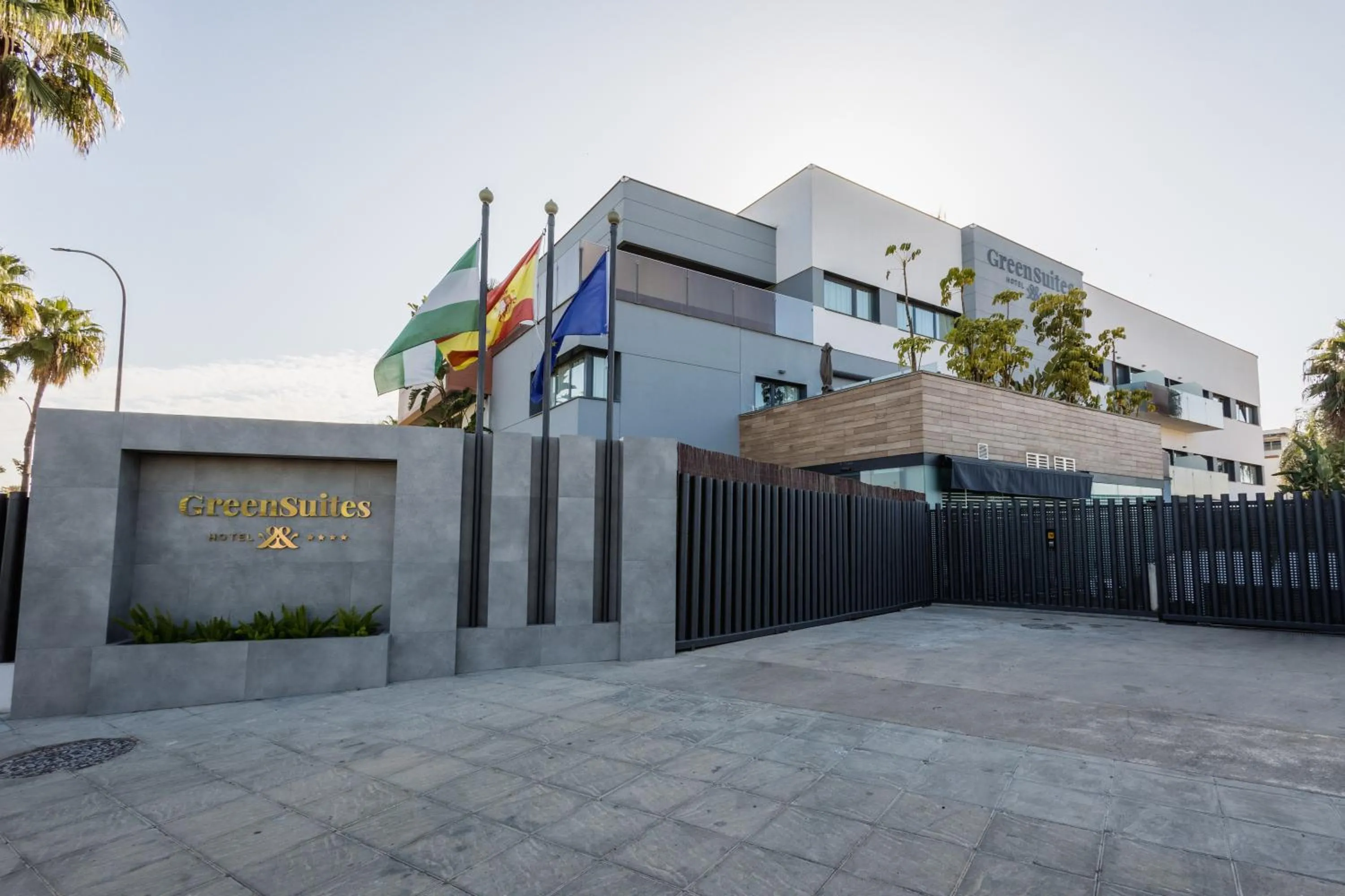 Property building in Sevilla Green Suites