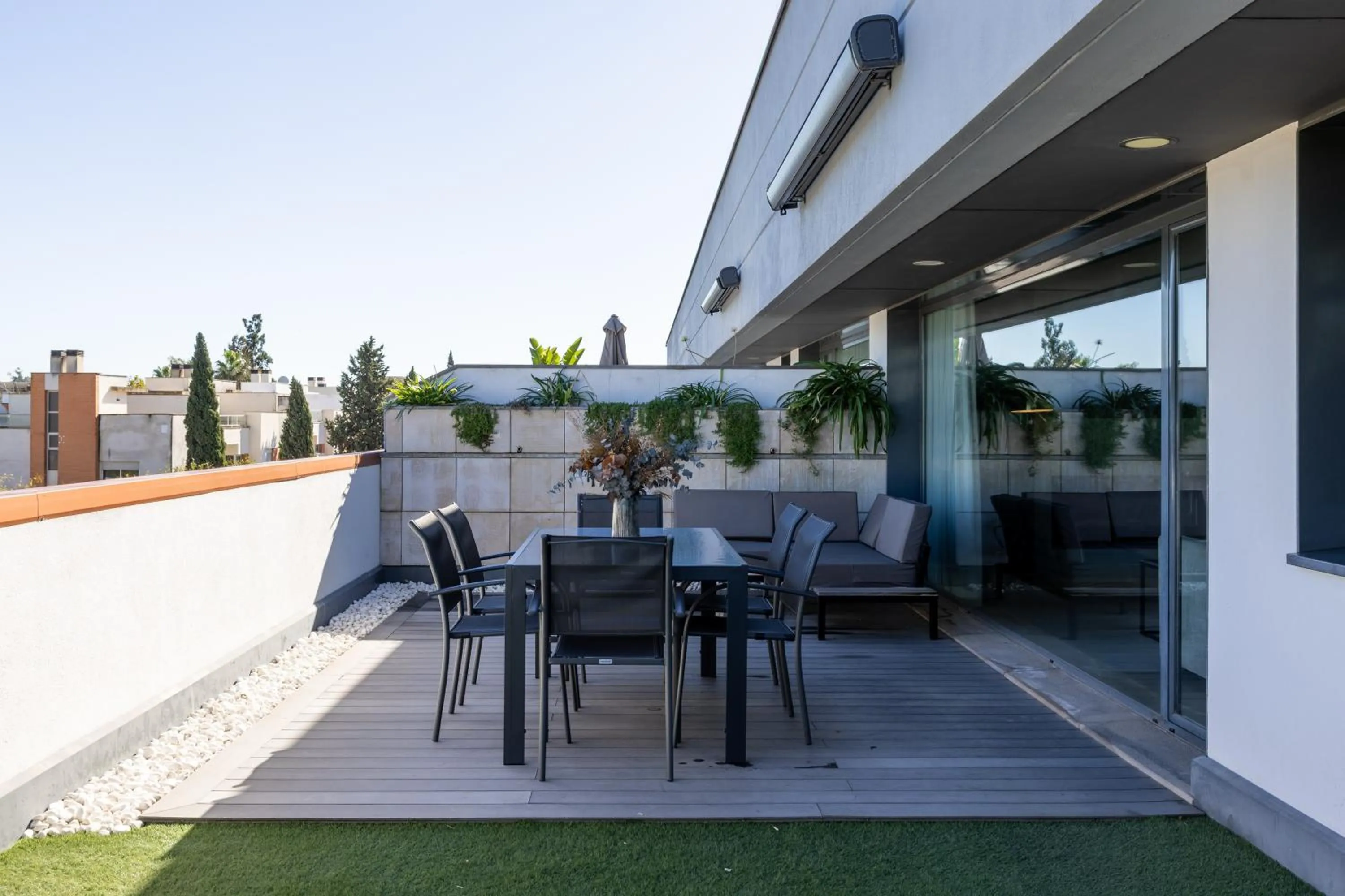 Garden in Sevilla Green Suites