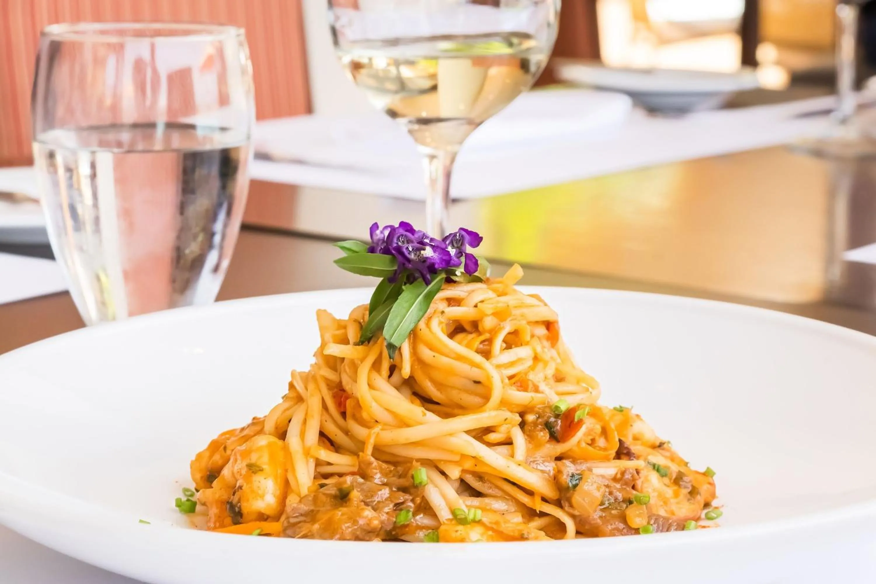 Restaurant/places to eat in Marriott Venezuela Hotel Playa Grande