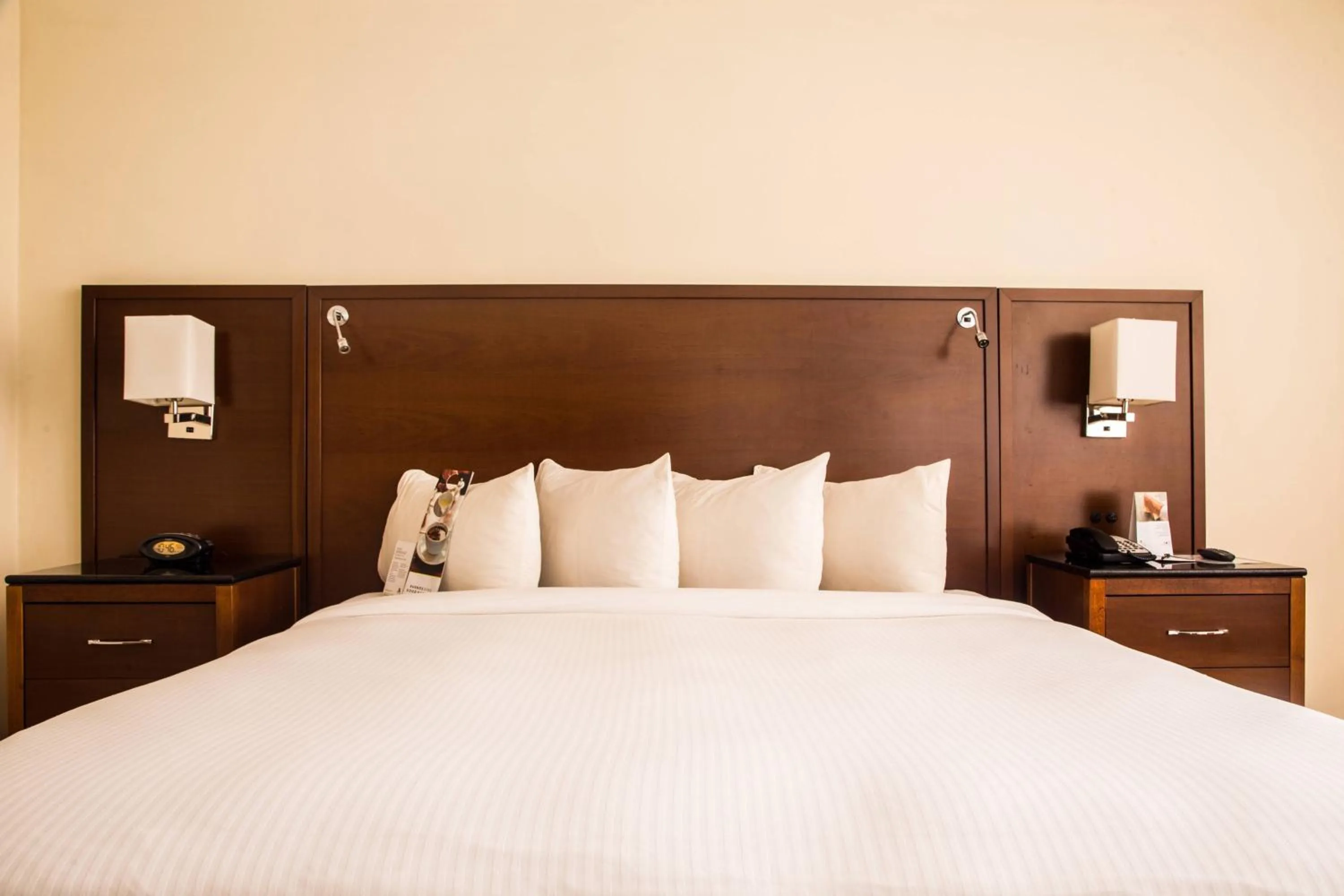 Photo of the whole room, Bed in Marriott Venezuela Hotel Playa Grande