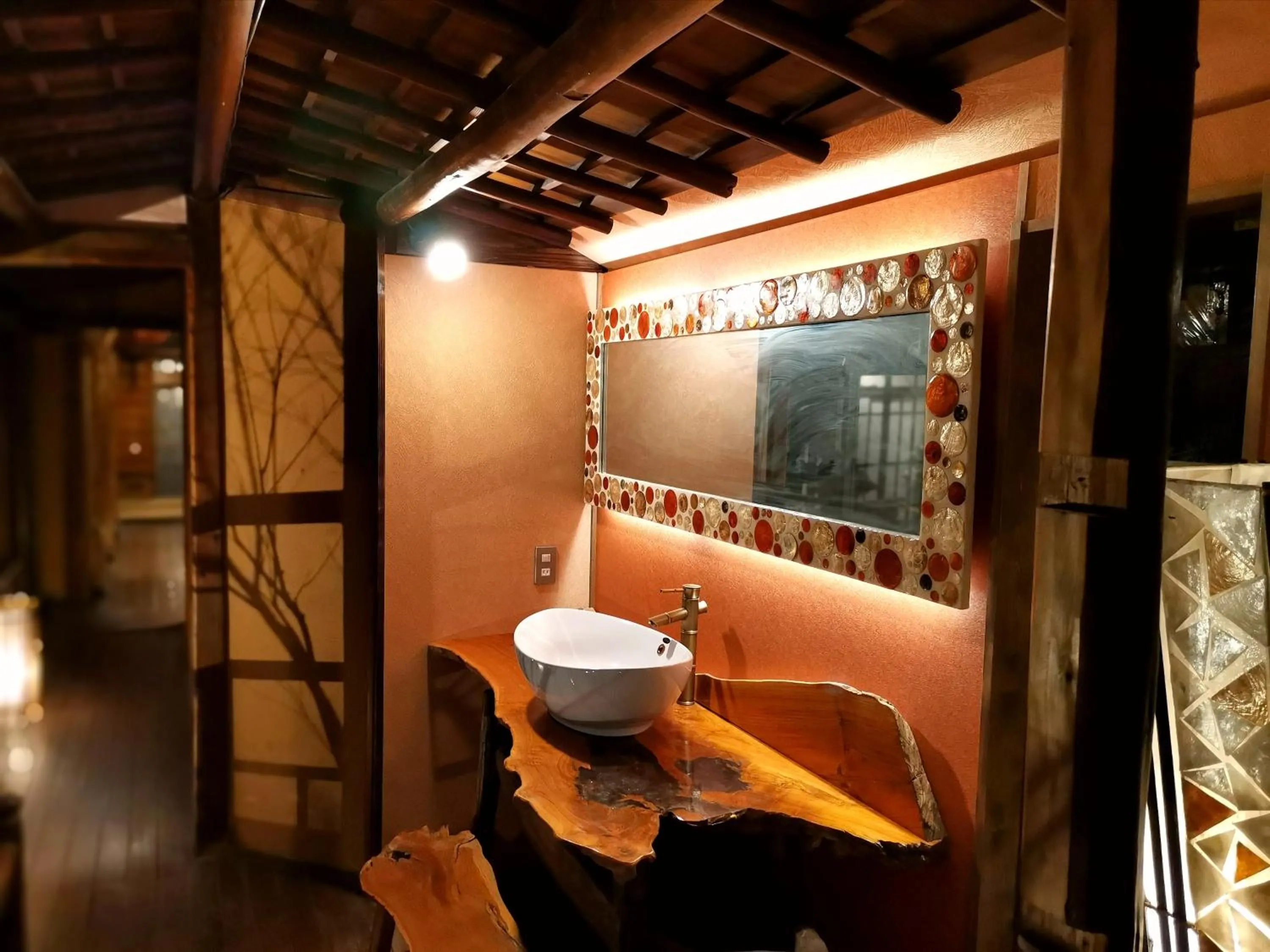 Decorative detail in Kominka Mitsuhama Ryokan