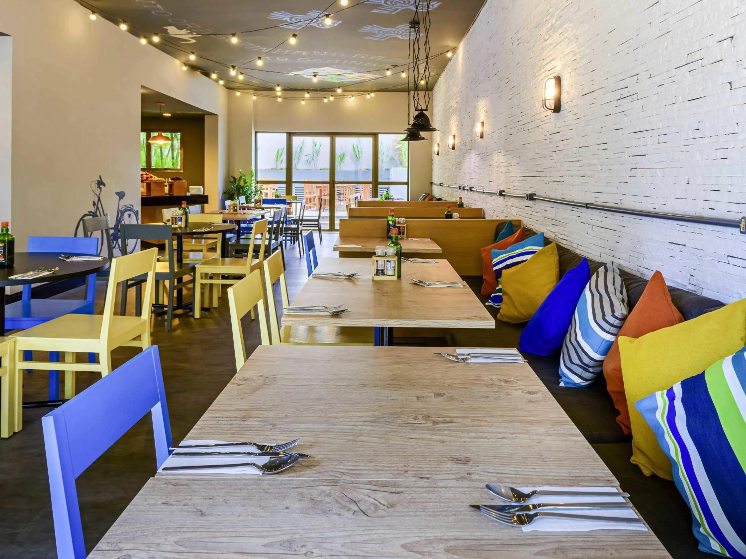 Restaurant/places to eat in ibis Styles SP Faria Lima