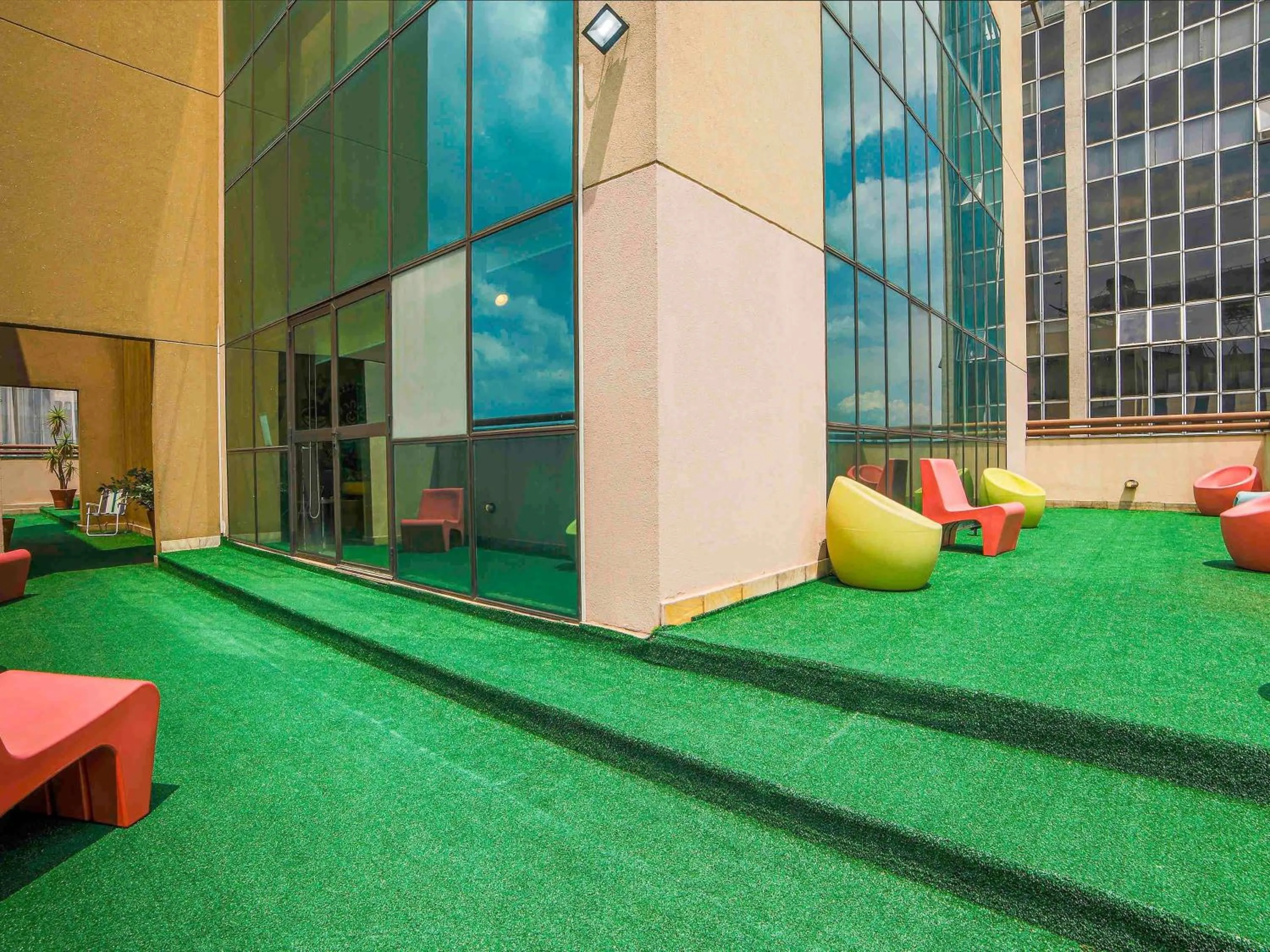 Meeting/conference room in ibis Styles SP Faria Lima