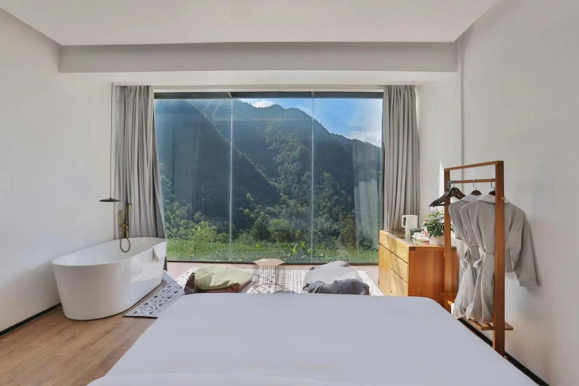 Property building, Bed in Purespace