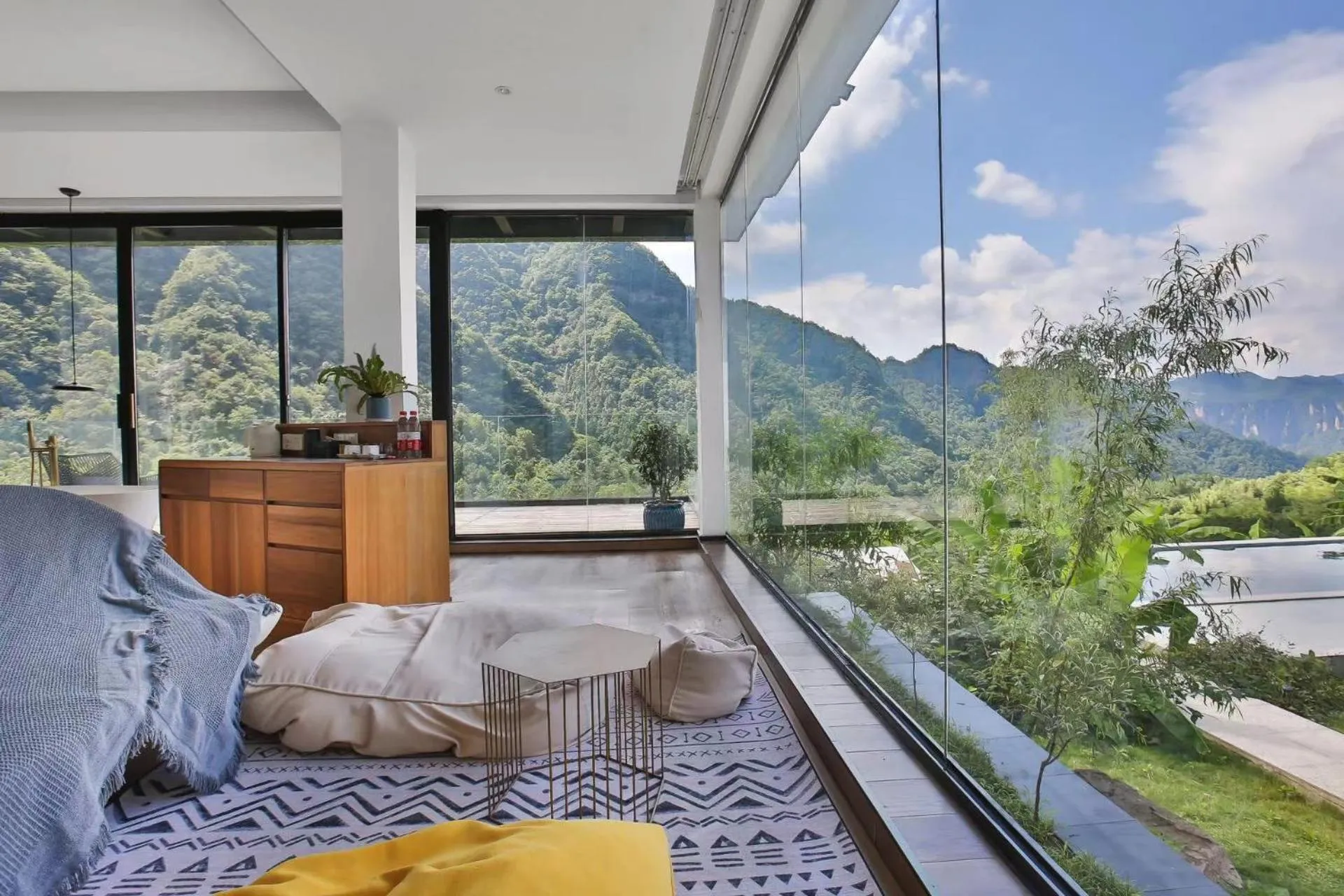 Natural landscape in Purespace