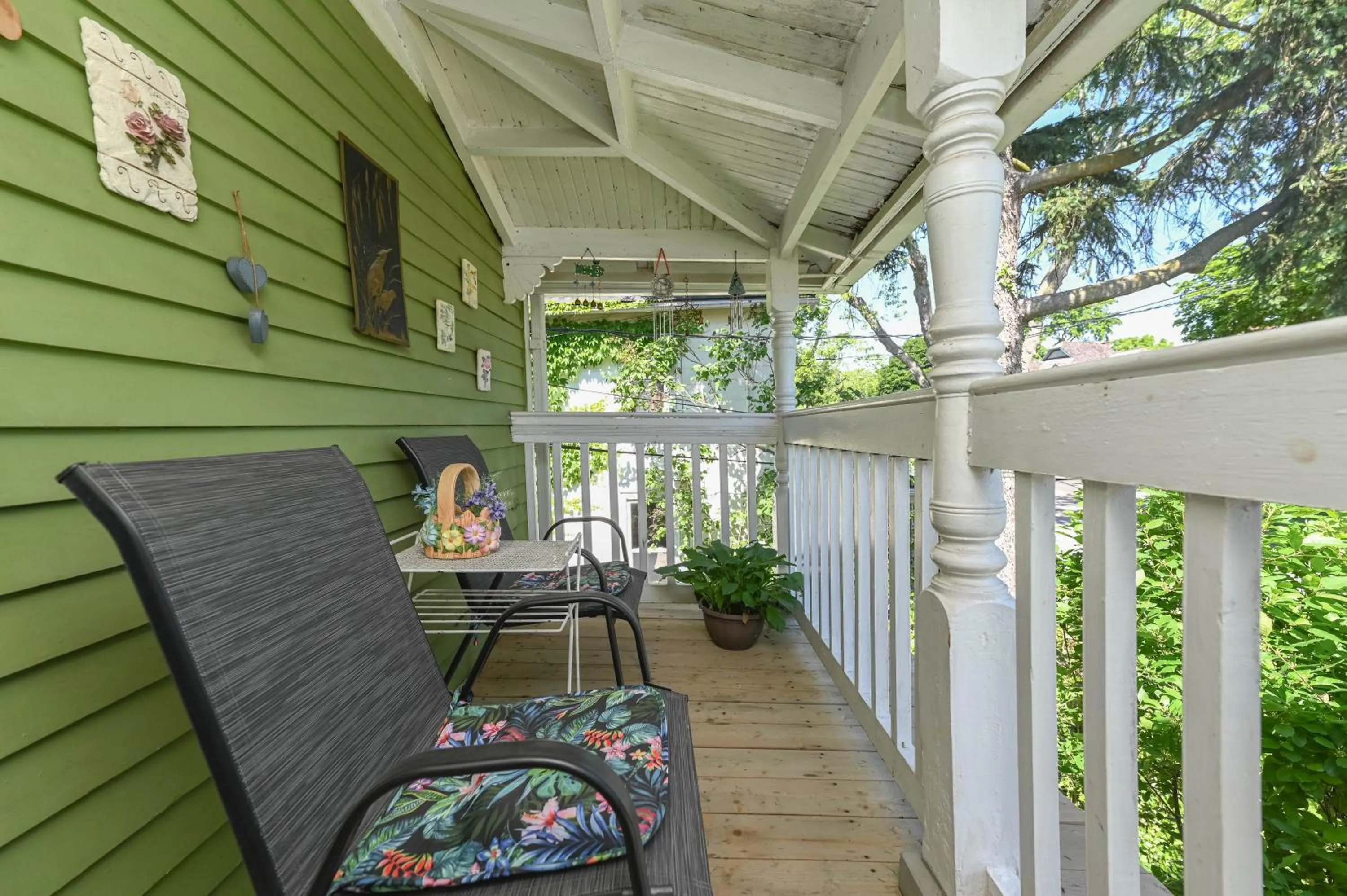 Property building in Niagara Inn Bed and Breakfast