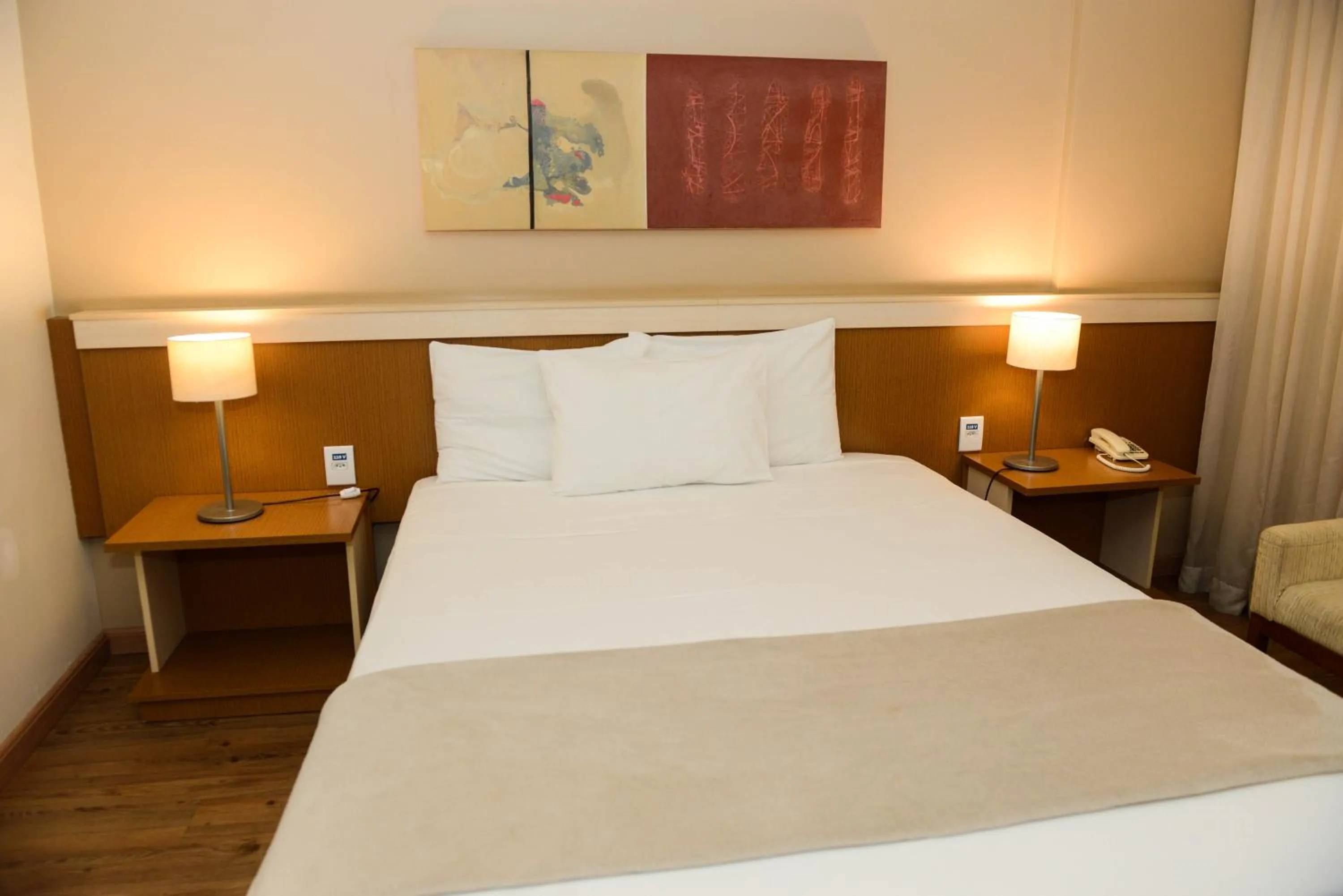 Bed in Astron Hotel Bauru by Nobile