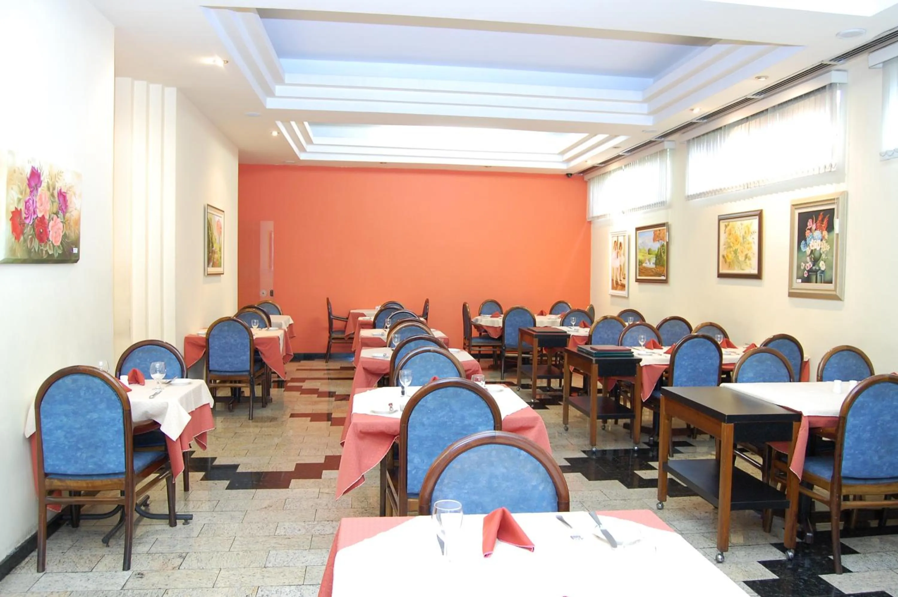 Business facilities in Astron St Moritz by Nobile