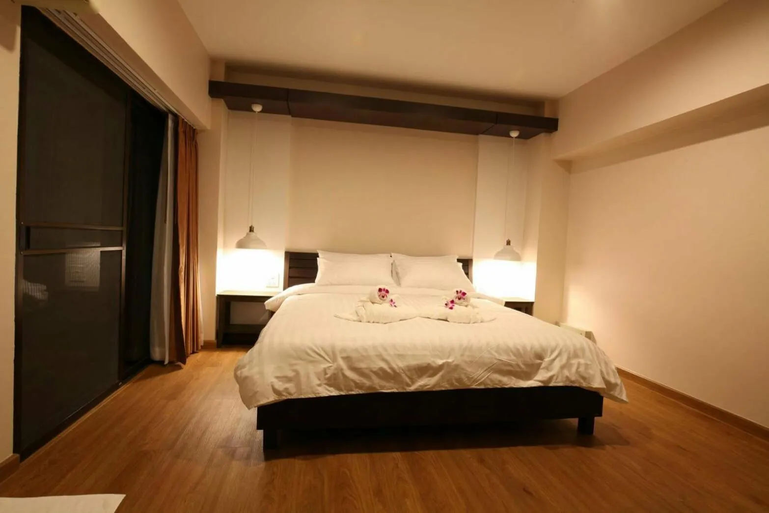 Bed in Baanthanam Nont