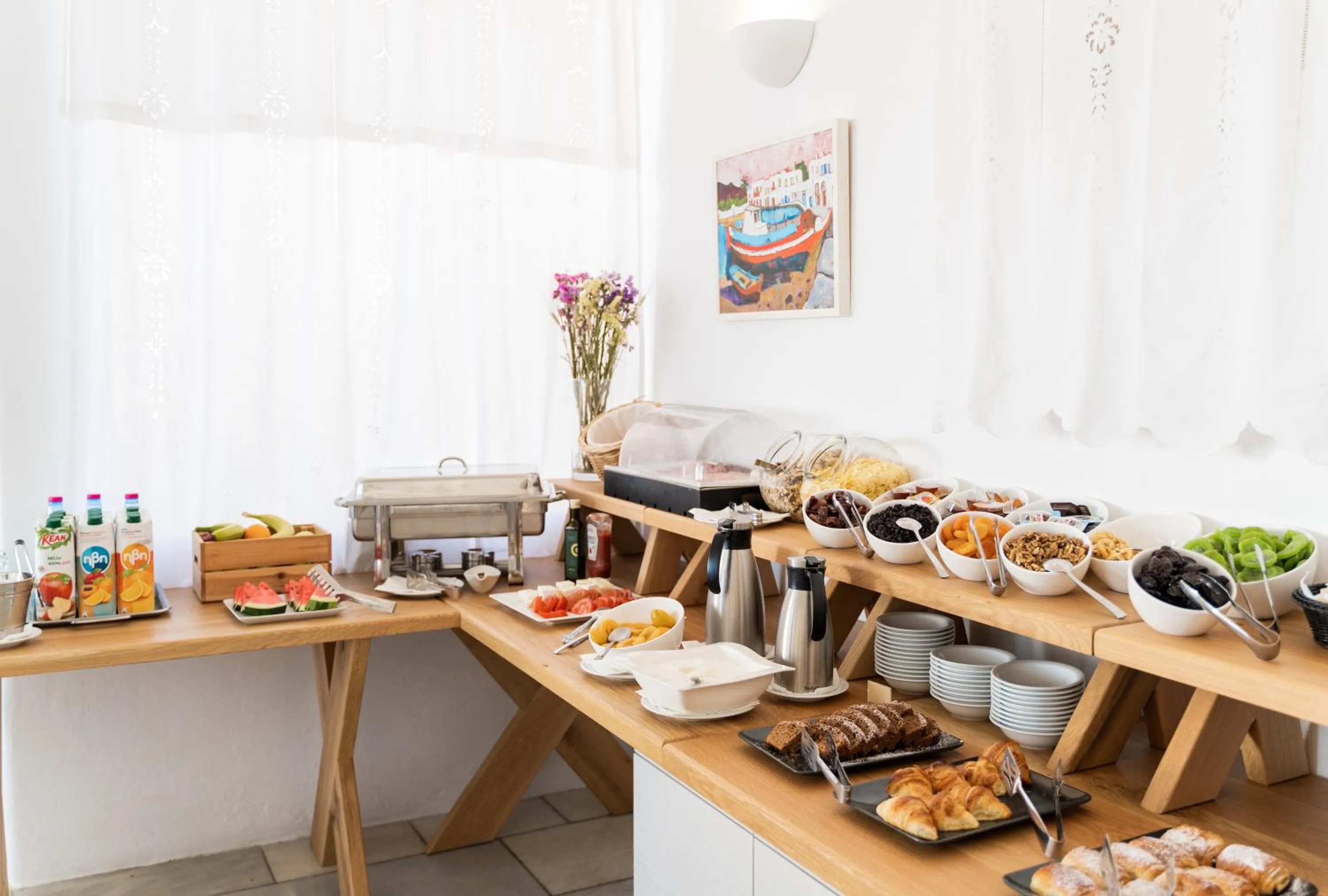 Breakfast in Rhenia Hotel