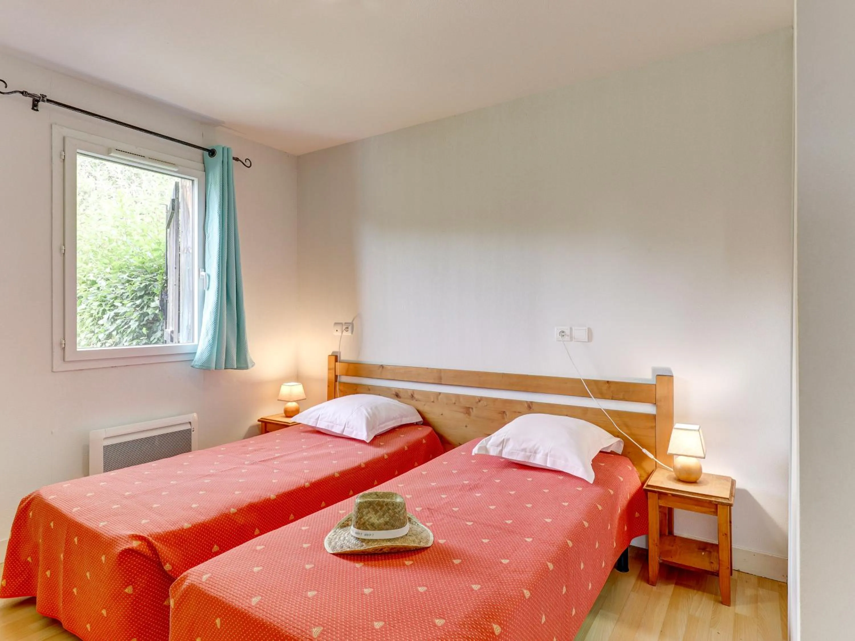 Bedroom, Bed in Vacancéole - Residence le Domaine du Bosquet