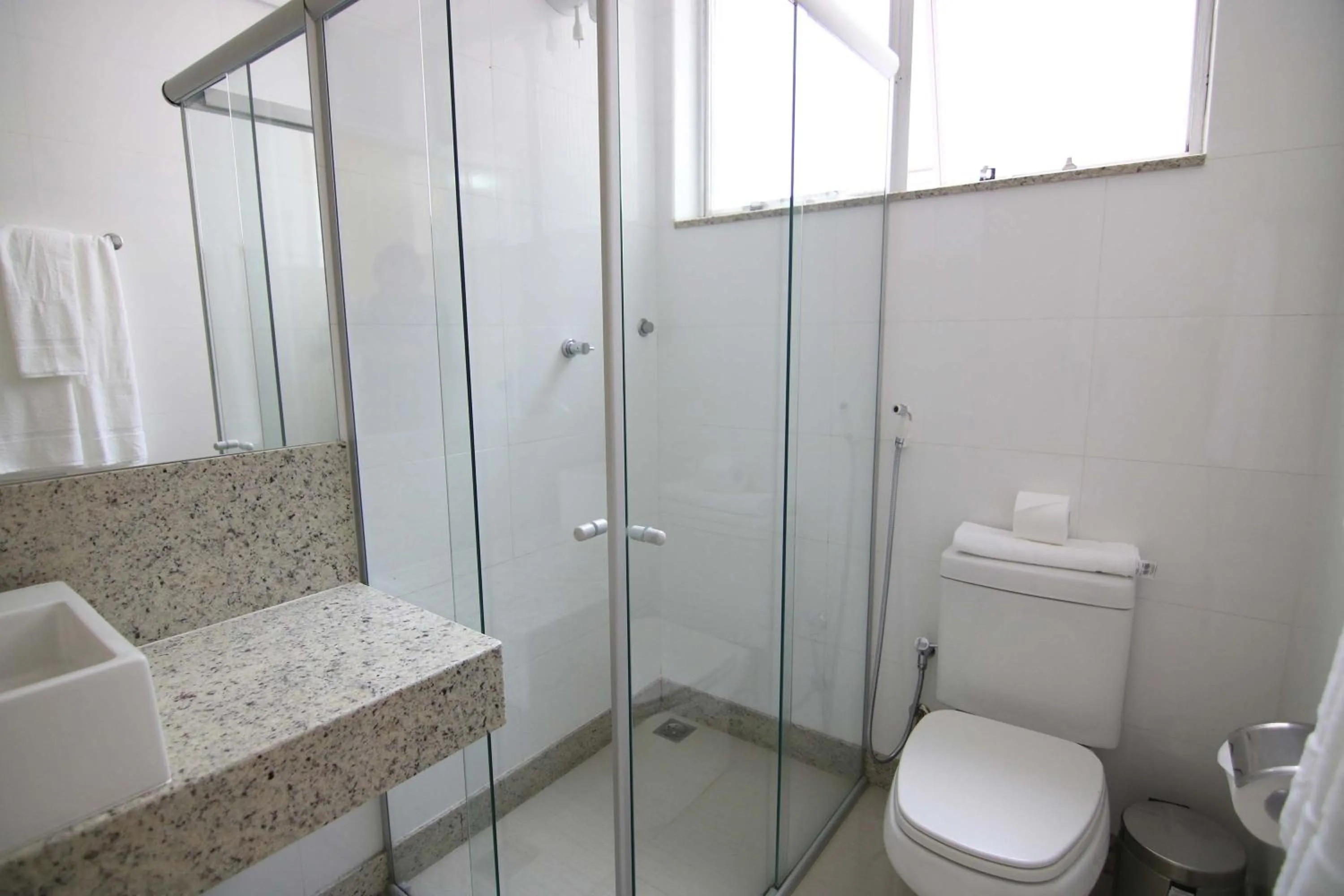 Shower in Samba Belo Horizonte Centro