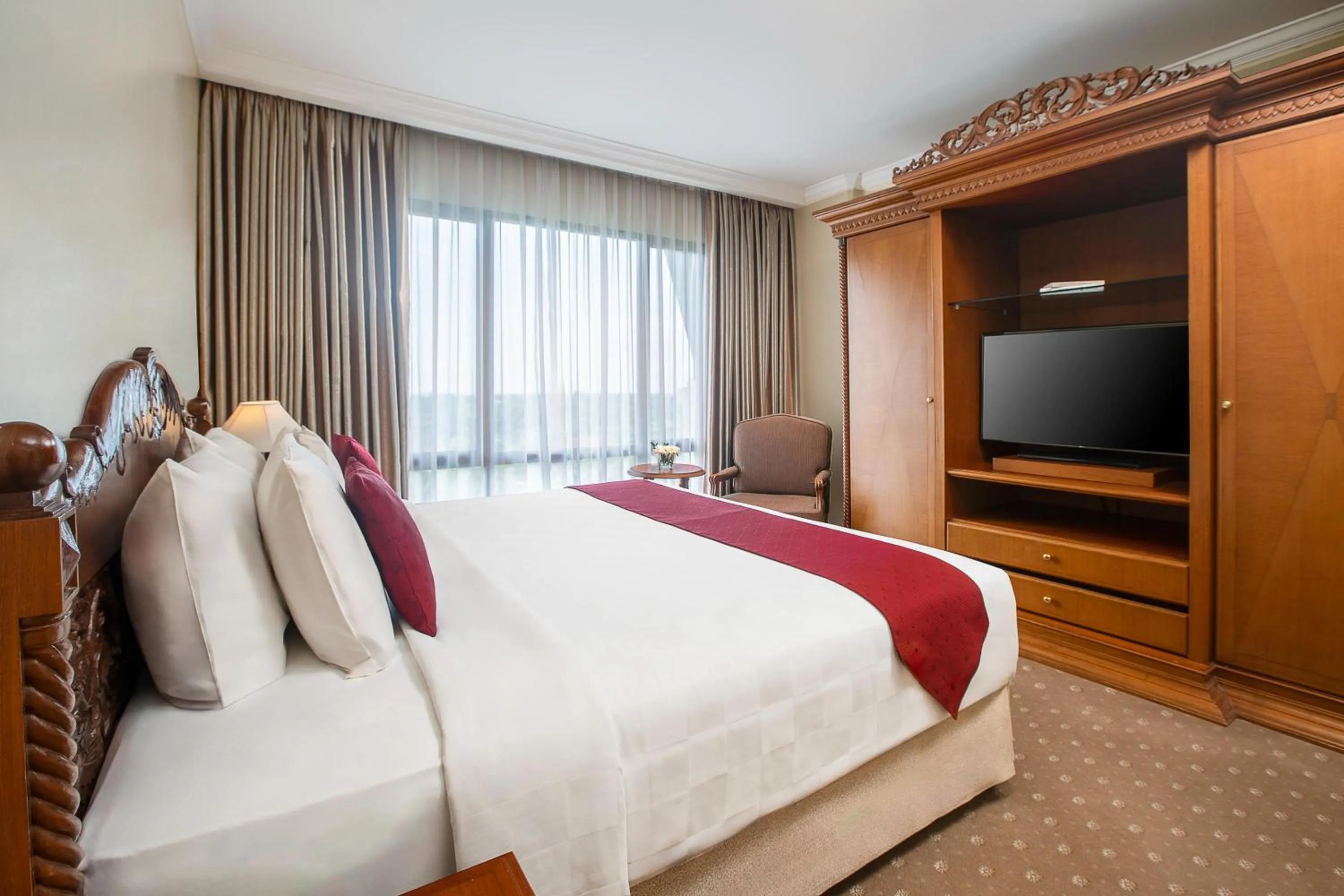 Bed in Aryaduta Lippo Village